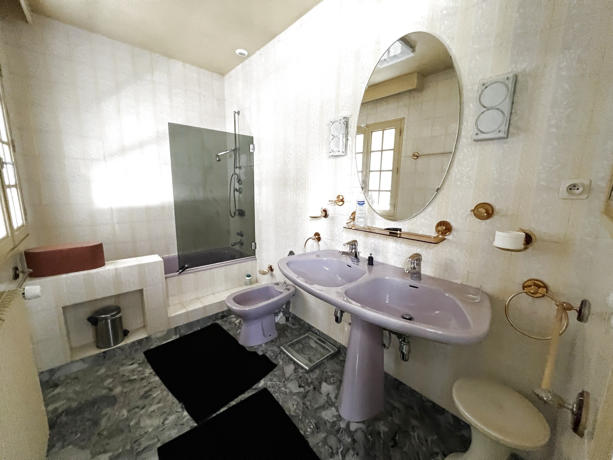 Maison familiale rare à vendre à Aix-les-Bains   Propriété avec terrain — photo 16