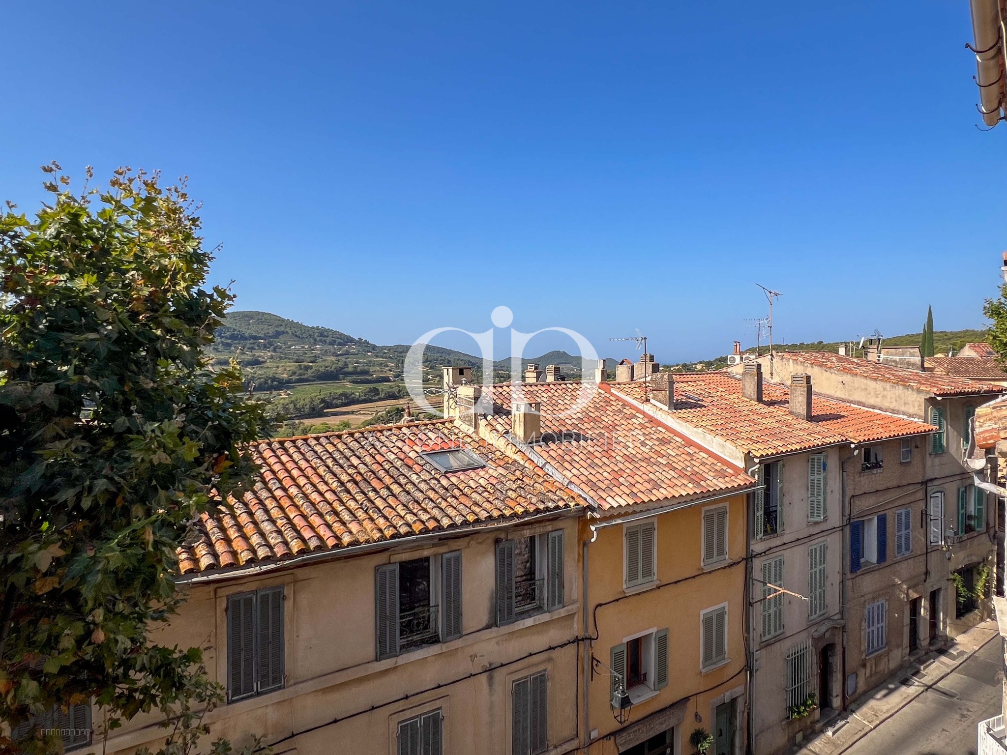 SANARY-SUR-MER - gros potentiel — photo 18