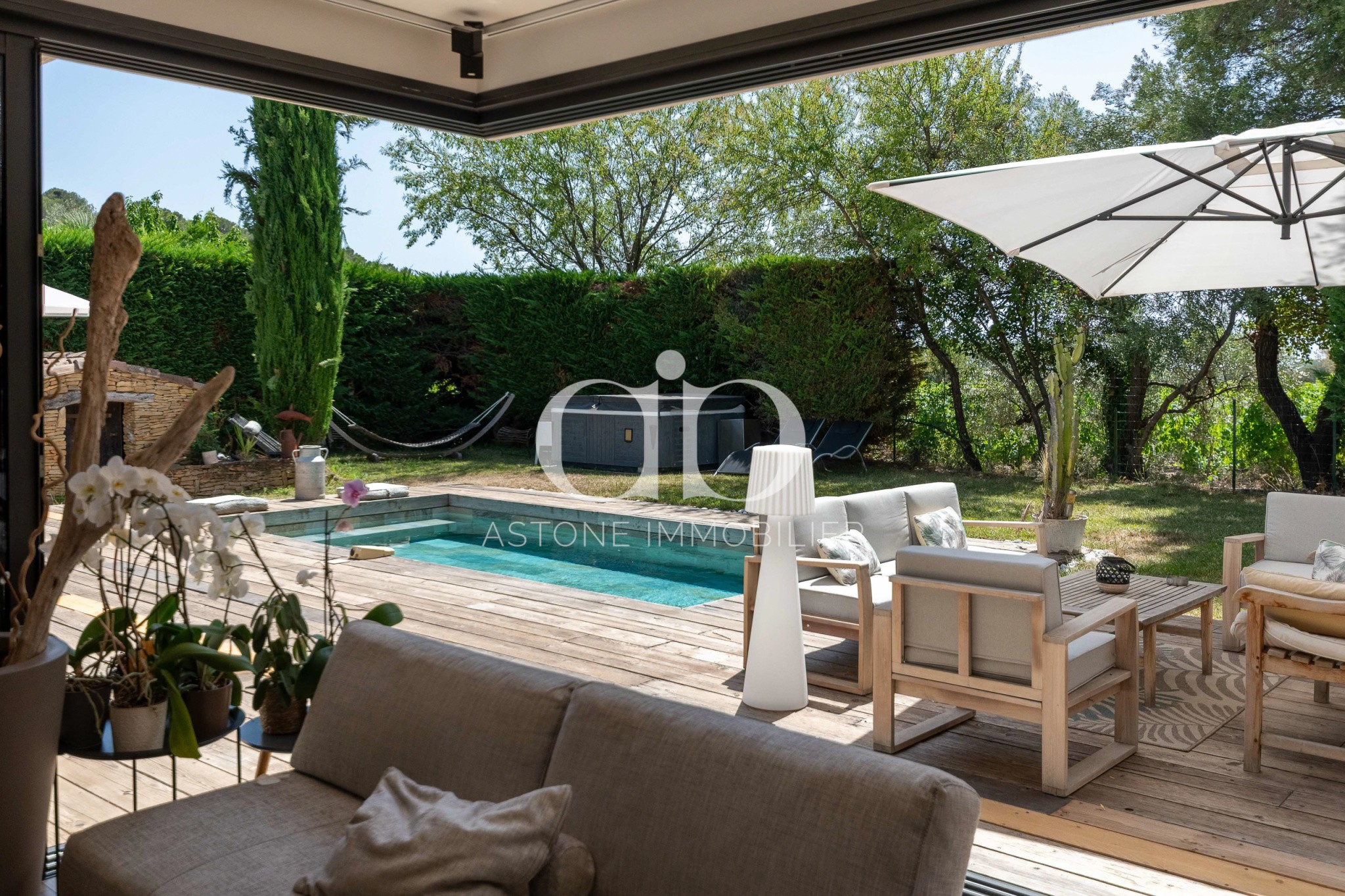 CASSIS - VILLA CONTEMPORAINE AU CALME — photo 13