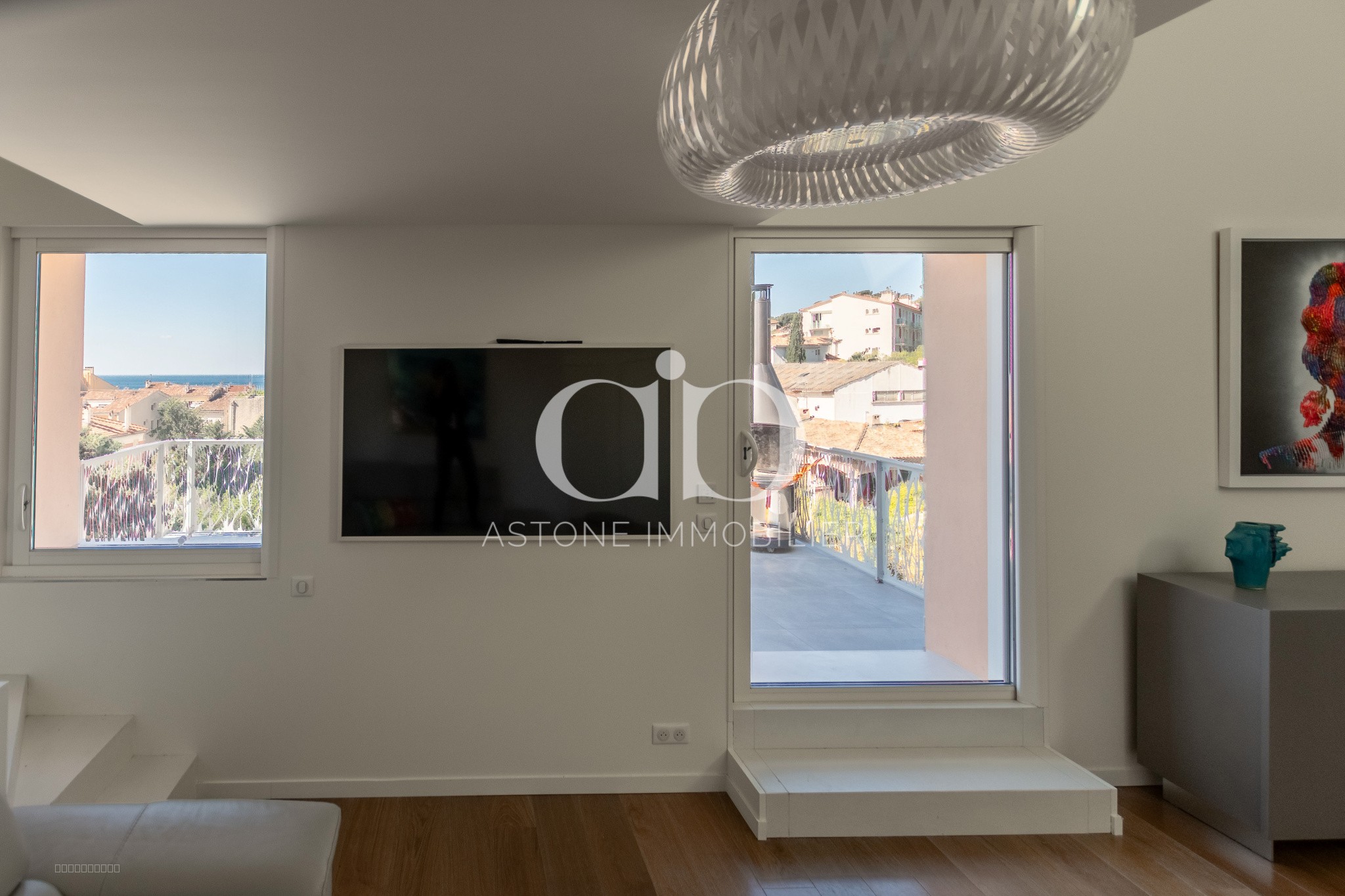 CASSIS - GRANDE TERRASSE EN PLEIN CENTRE — photo 10
