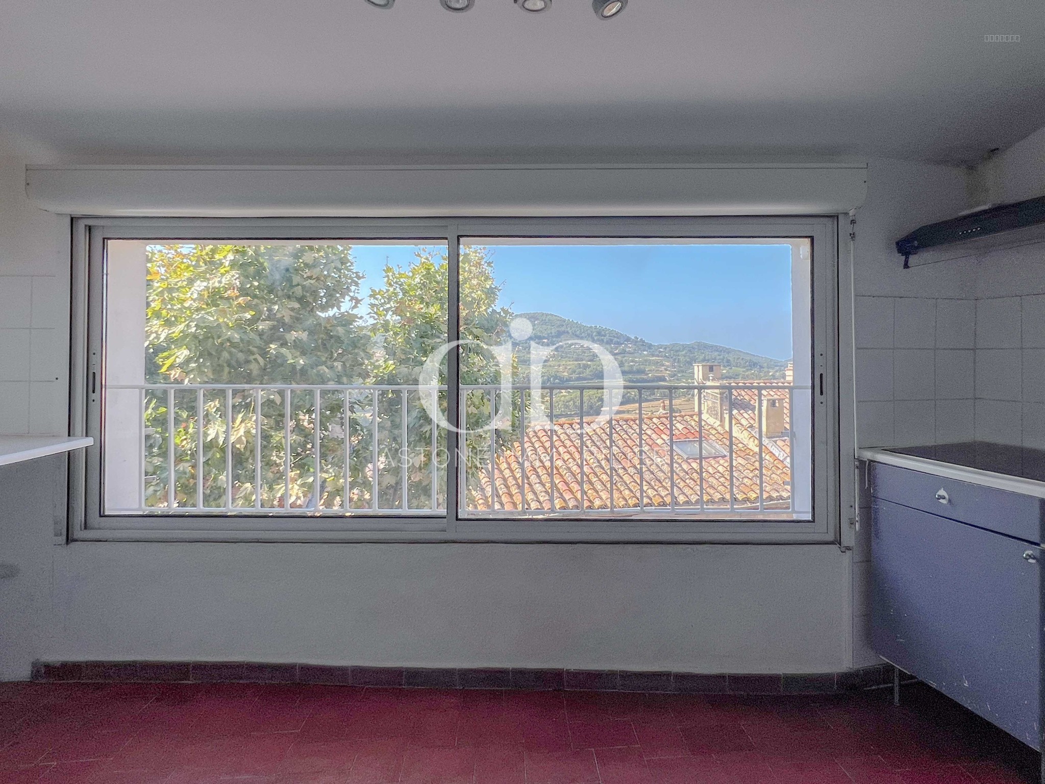 SANARY-SUR-MER - gros potentiel — photo 7