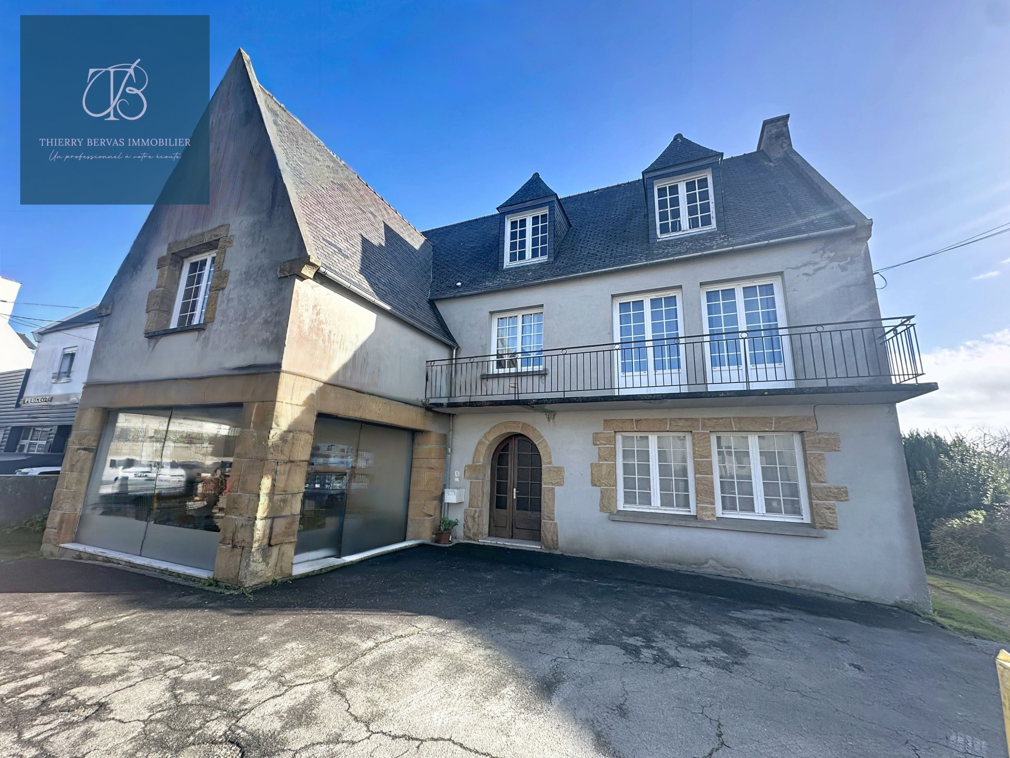 Maison à vendre à Plouzane, 211 m², 11 pièces – photo 1 sur 18