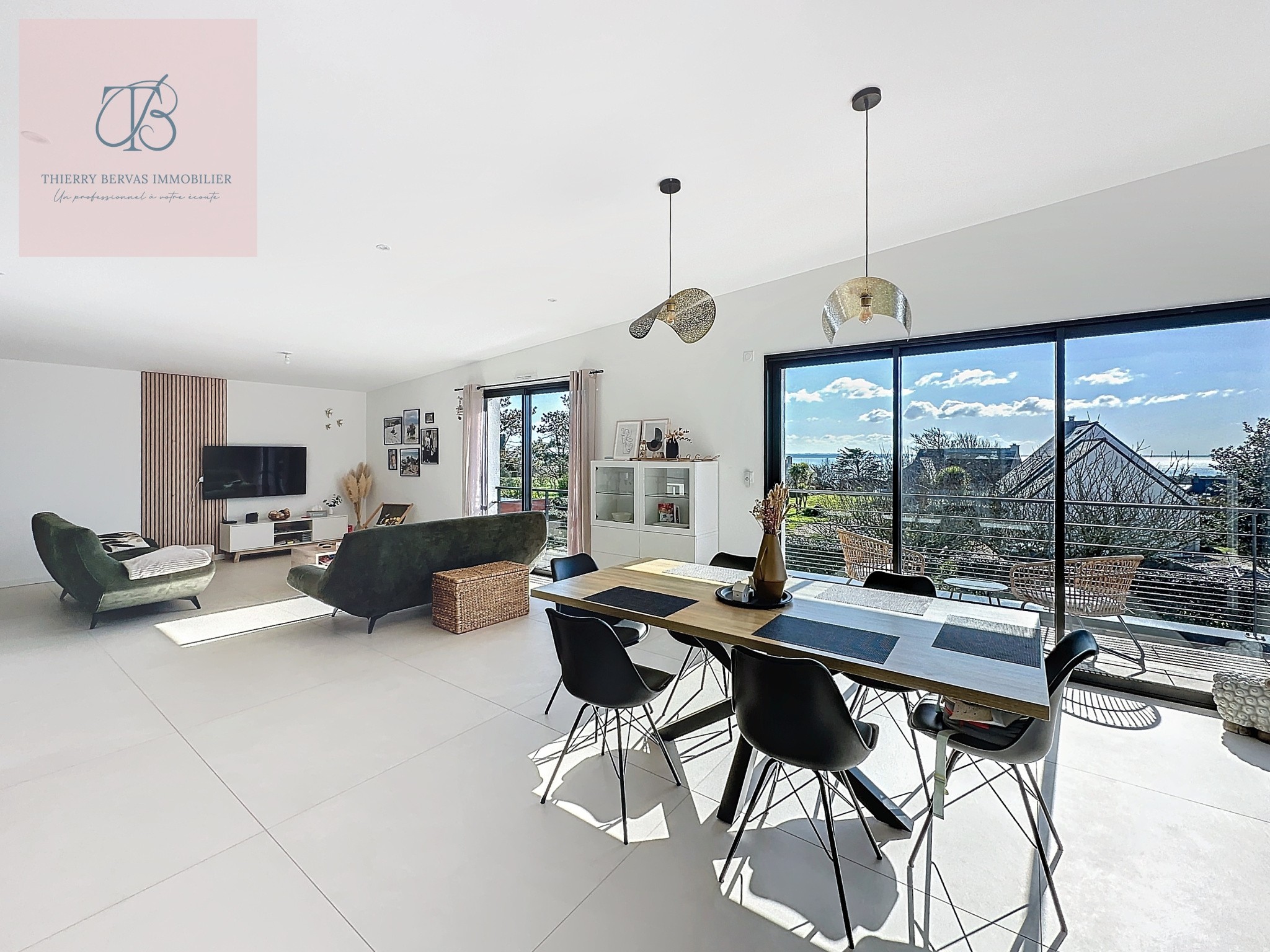 À VENDRE   MAISON CONTEMPORAINE DE 2024 DE 164 M2 AVEC VUE MER   PLOUGONVELIN — photo 4