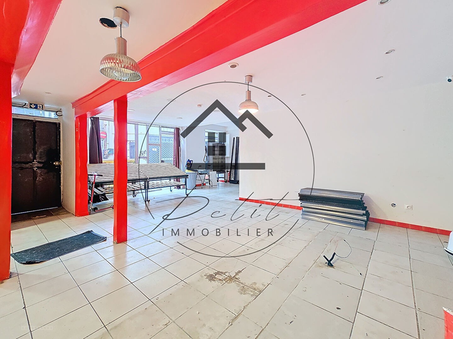 Immeuble à vendre à Mouy, 178 m² – photo 2 sur 13