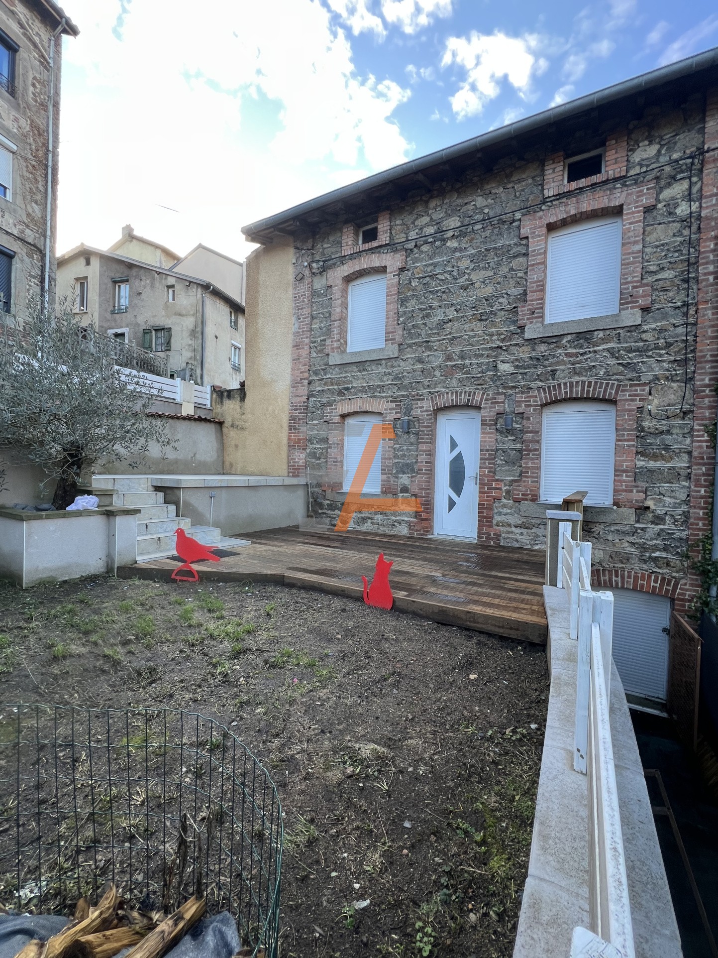 Bien immobilier à vendre à St paul en cornillon, 68,83 m², 4 pièces – photo 2 sur 12