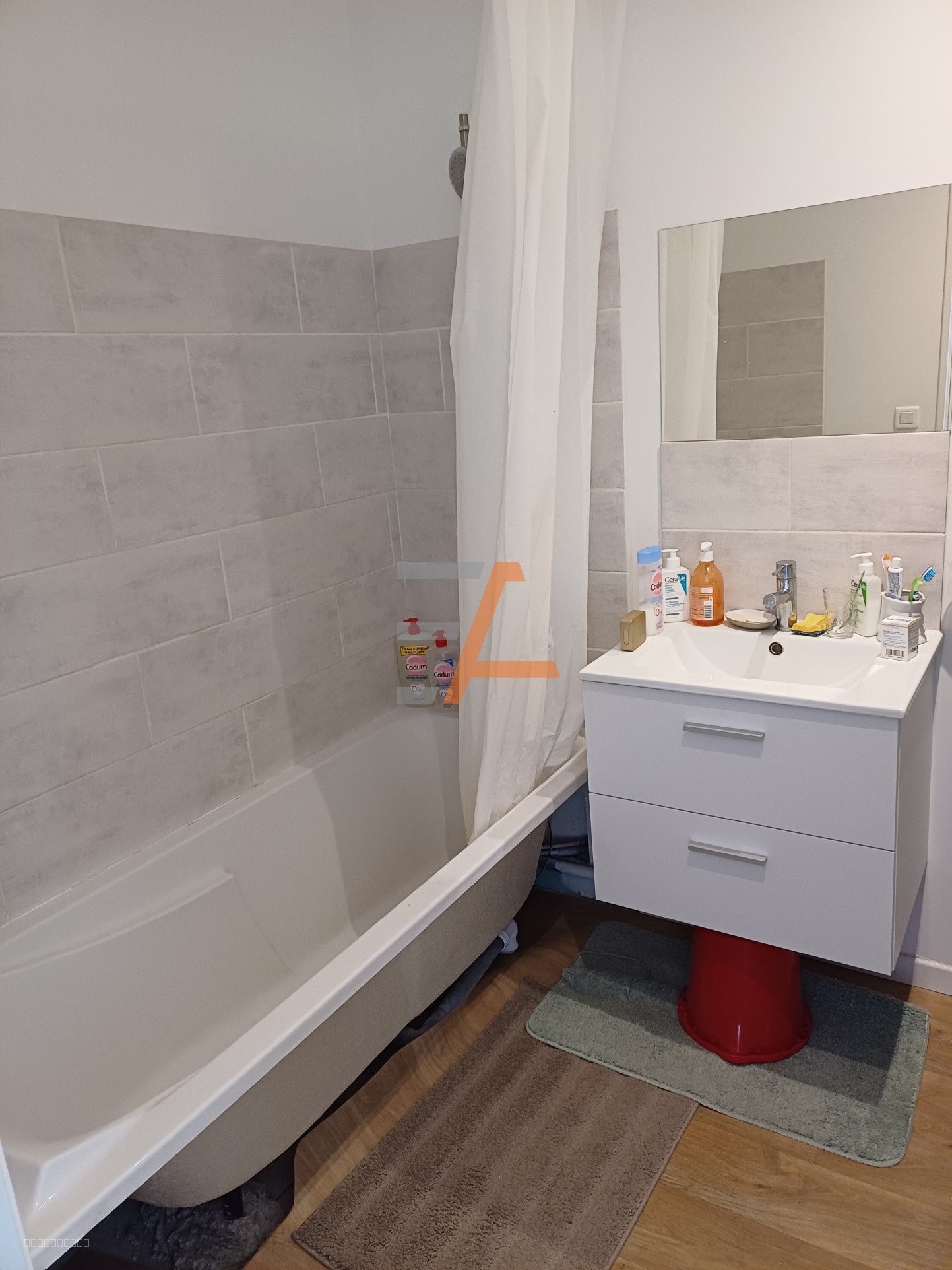 Appartement à vendre à St etienne, 56,51 m², 3 pièces – photo 2 sur 4