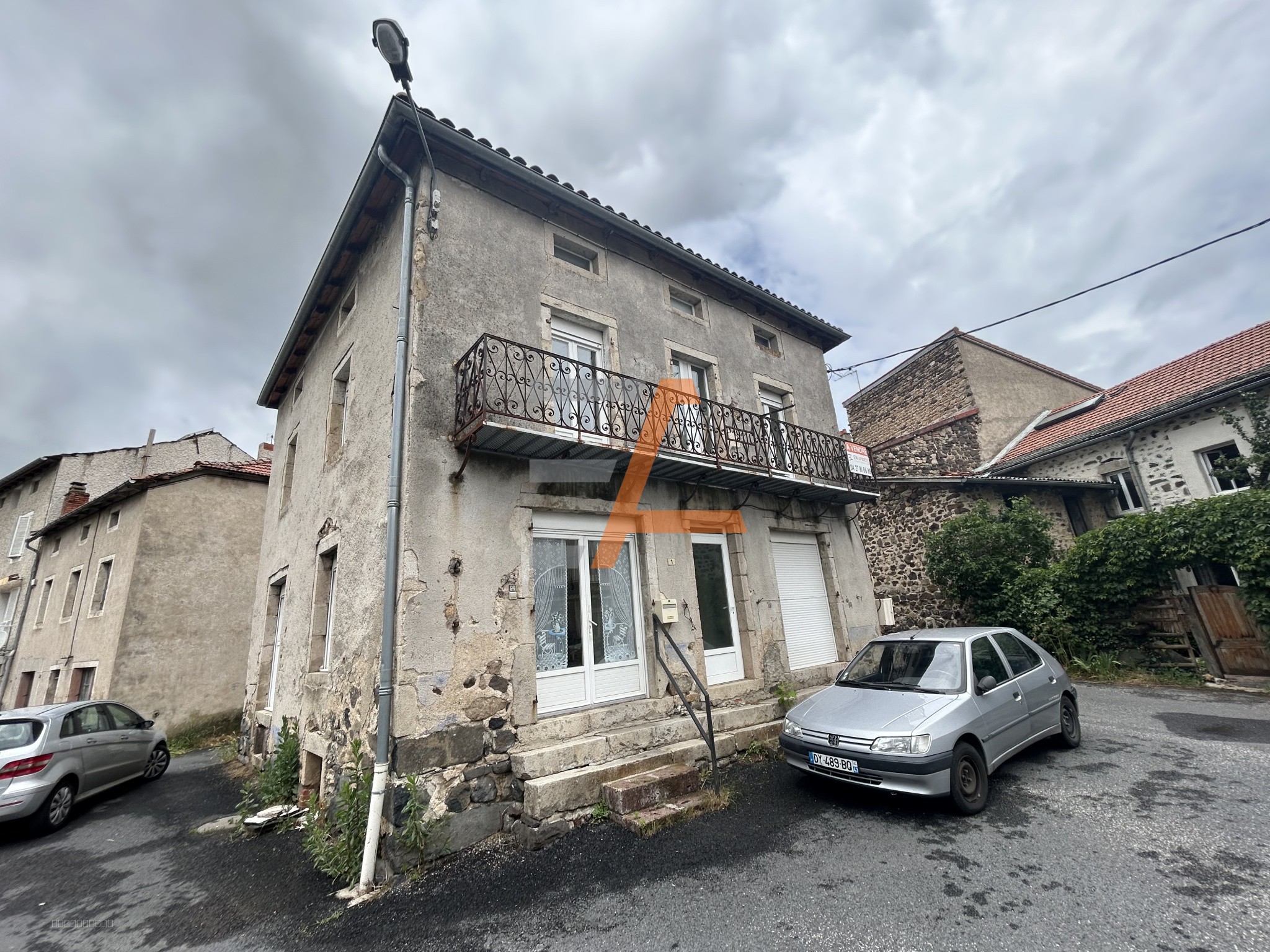 Immeuble à vendre à Laussonne, 152 m², 10 pièces – photo 2 sur 18