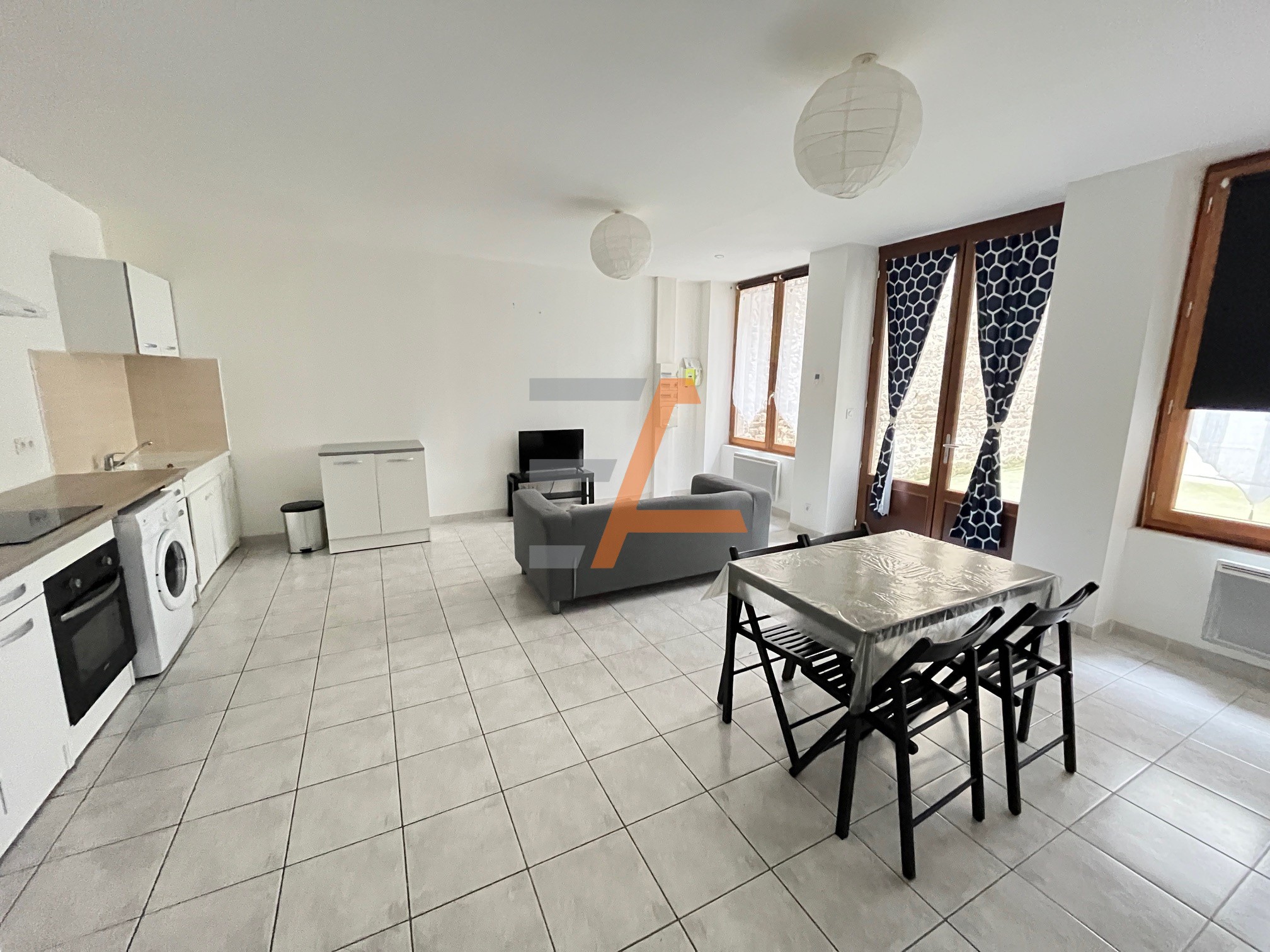Appartement à vendre à St etienne, 47 m², 2 pièces – photo 3 sur 10