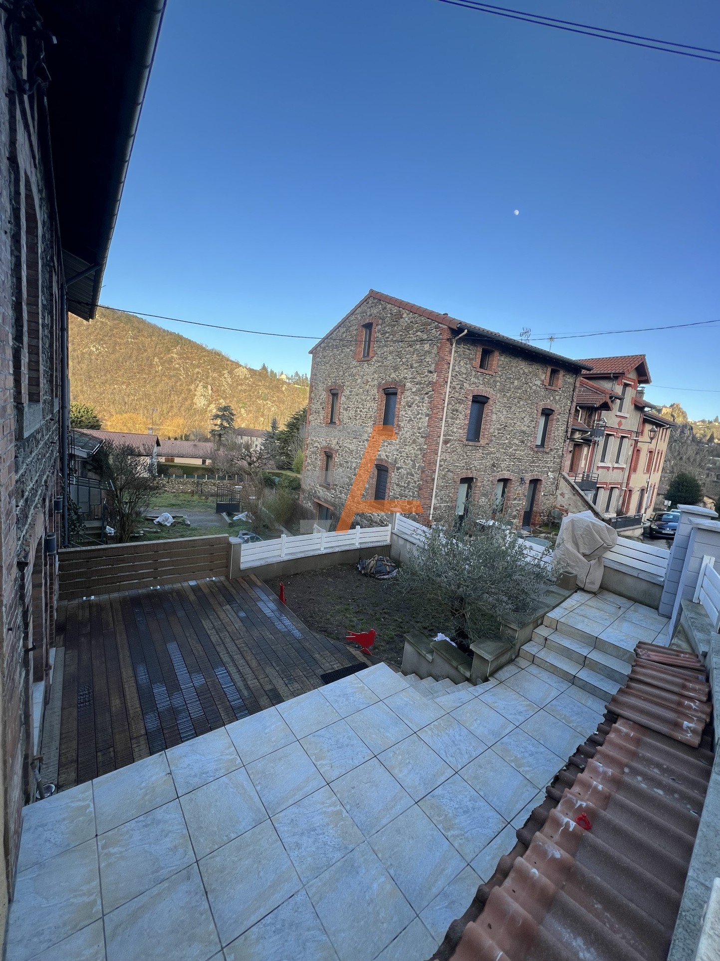 Bien immobilier à vendre à St paul en cornillon, 68,83 m², 4 pièces – photo 3 sur 12