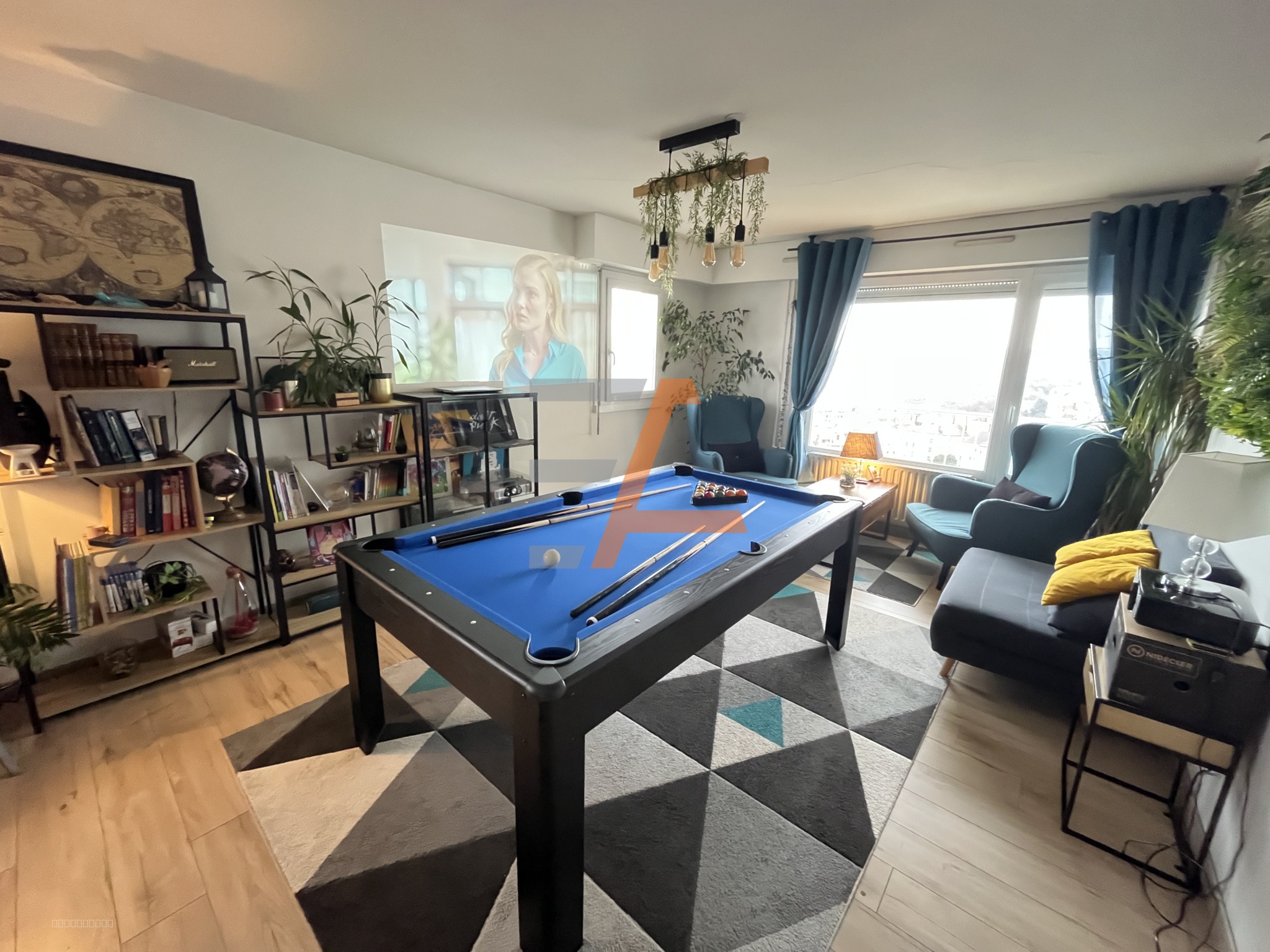 T3 avec balcon ascenseur garage et place de parking couverte — photo 4