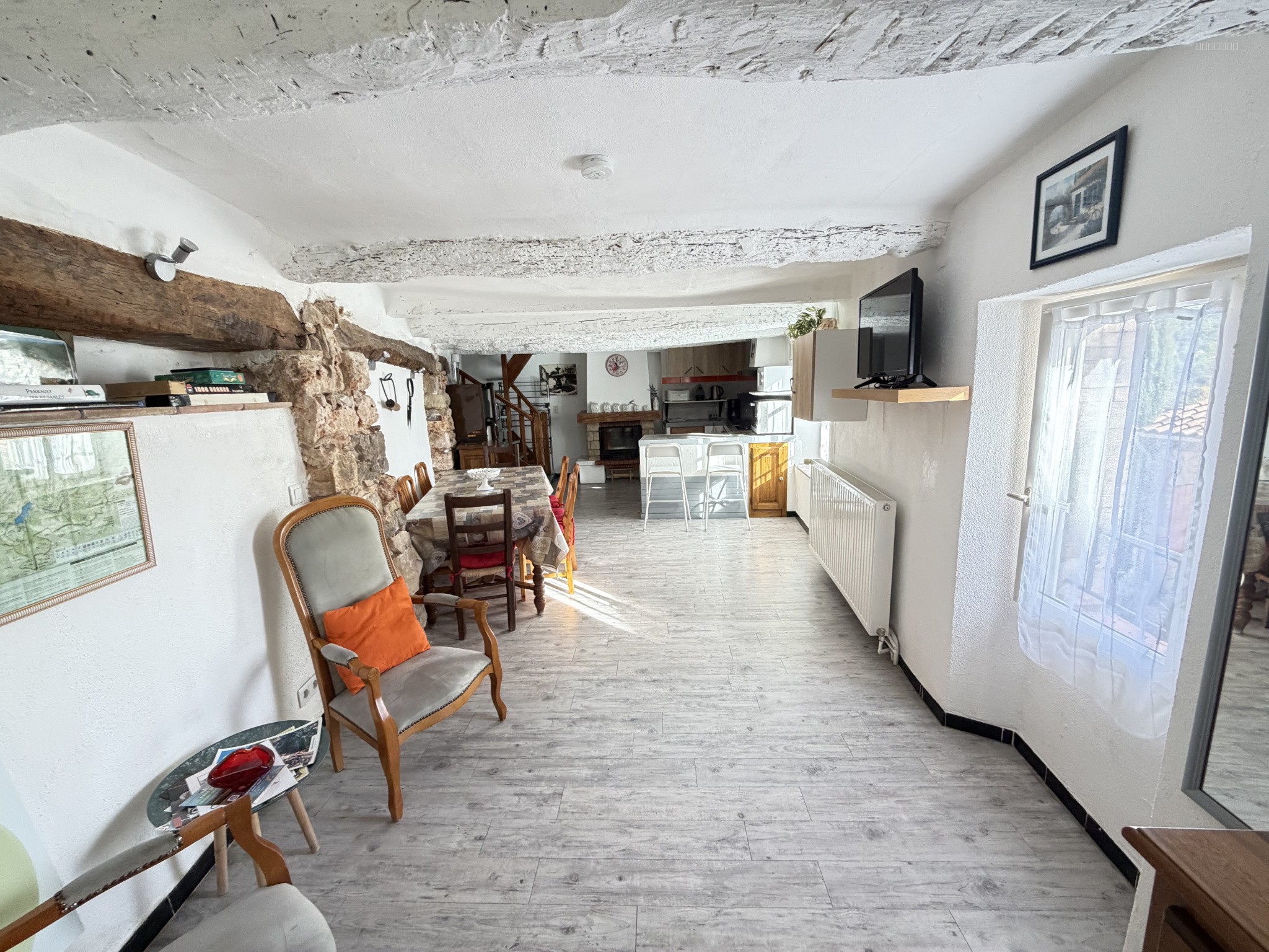 Villa à vendre à Regusse, 1 286 m², 5 pièces – photo 3 sur 19