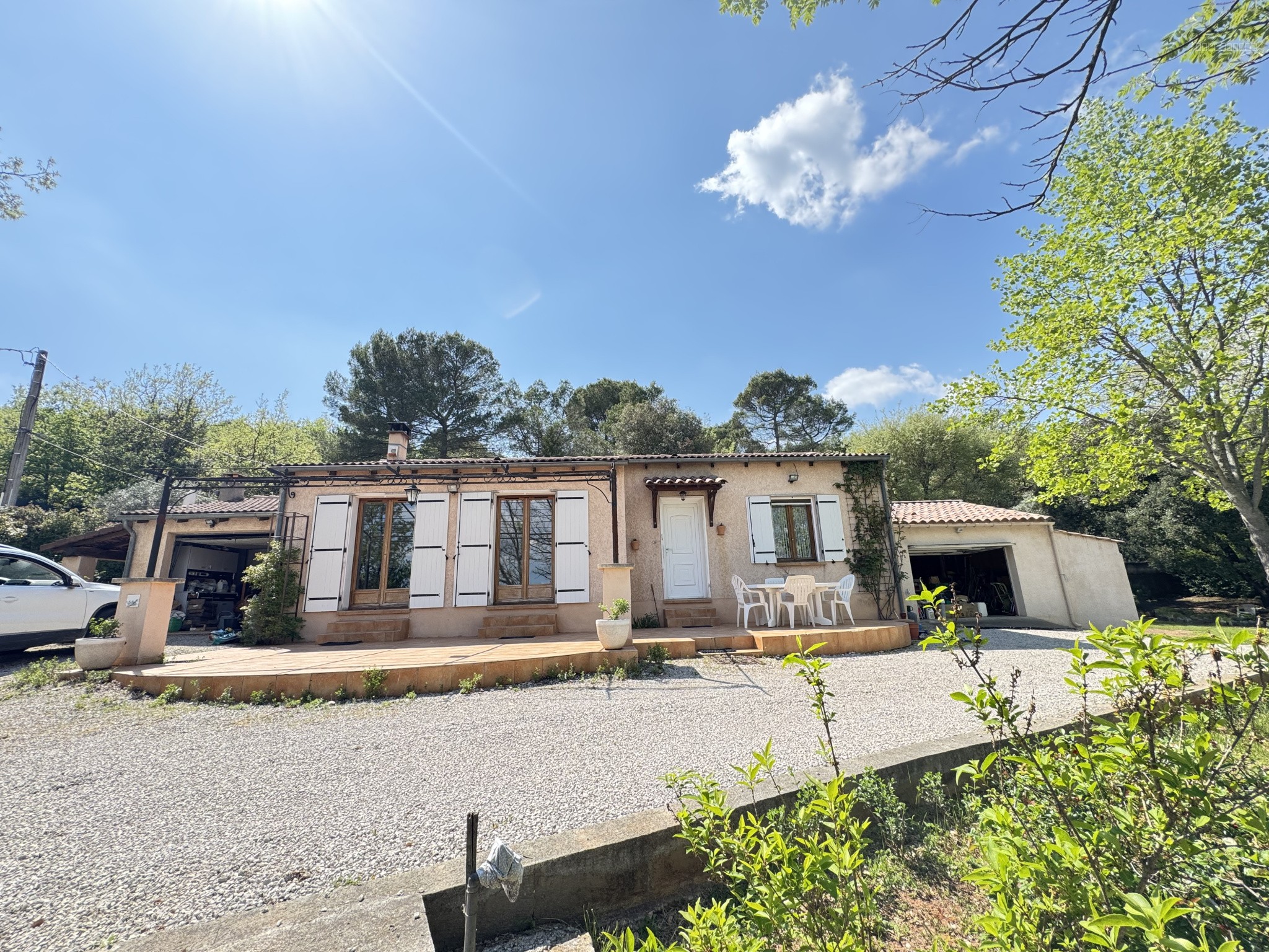 Villa à vendre à Montmeyan, 90 m², 5 pièces – photo 1 sur 20