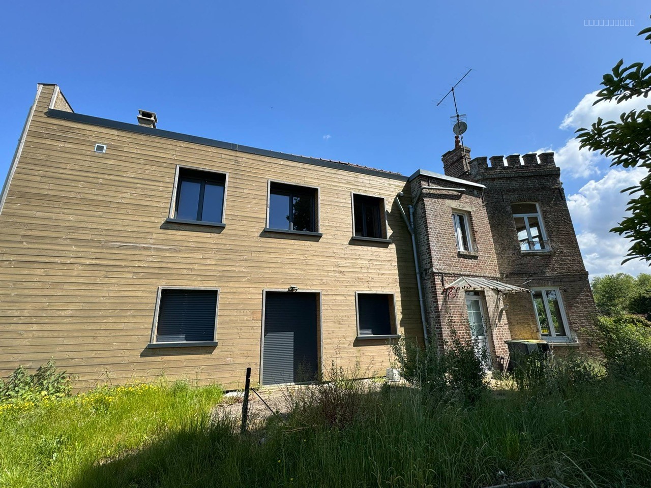 Maison à vendre à Port le grand, 173 m², 6 pièces – photo 1 sur 14