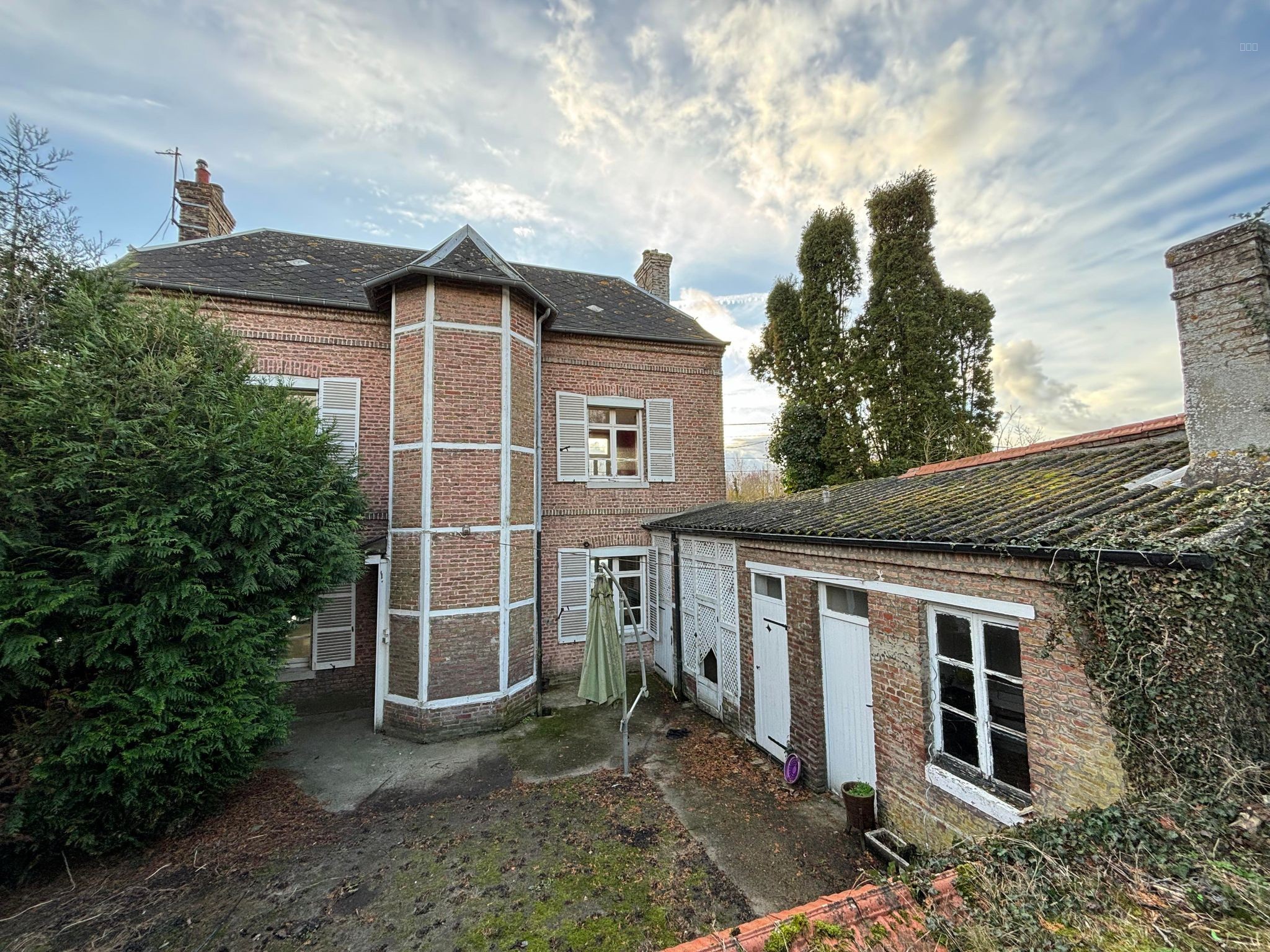 Maison à vendre à Nouvion, 757 m², 3 pièces – photo 1 sur 9