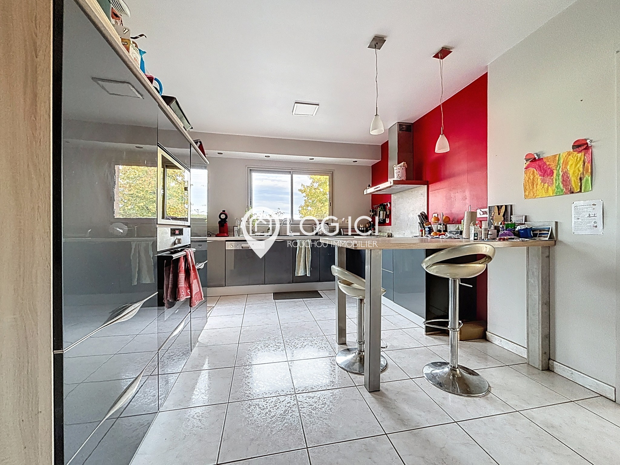 Maison 145 m2 avec 4 ch, grand séjour, cuisine ouverte et double garage — photo 3