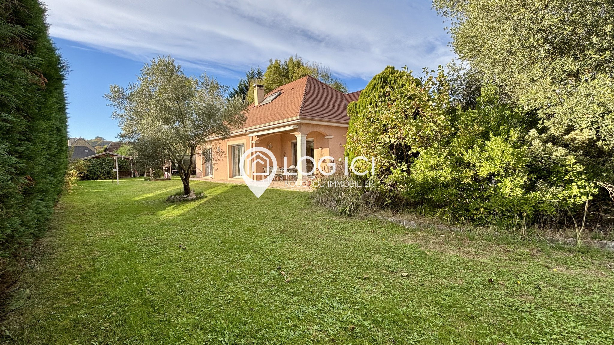 Maison 145 m2 avec 4 ch, grand séjour, cuisine ouverte et double garage — photo 9