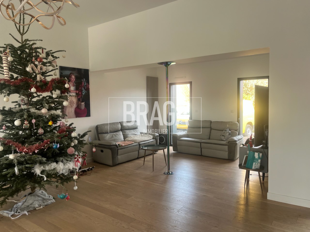 Maison à vendre à Nesles, 19 m², 5 pièces – photo 3 sur 6