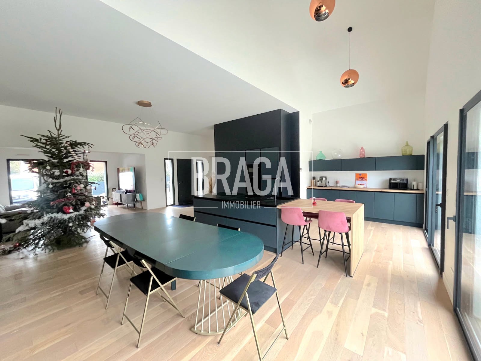 Maison à vendre à Nesles, 19 m², 5 pièces – photo 1 sur 6