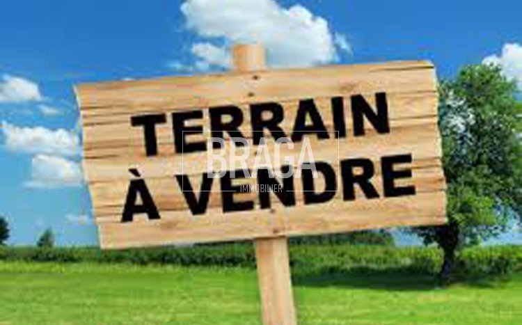 Terrain à vendre à La capelle les boulogne, 900 m² – photo 1 sur 1