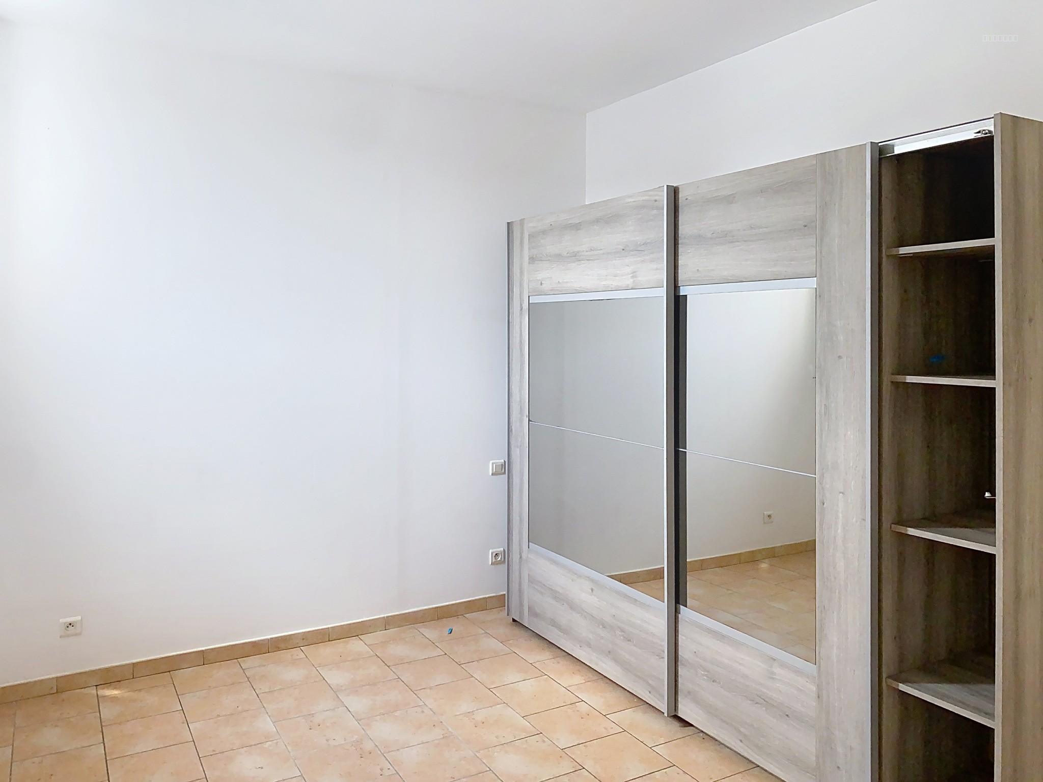 Immeuble à vendre à La gorgue, 87,13 m² – photo 3 sur 10