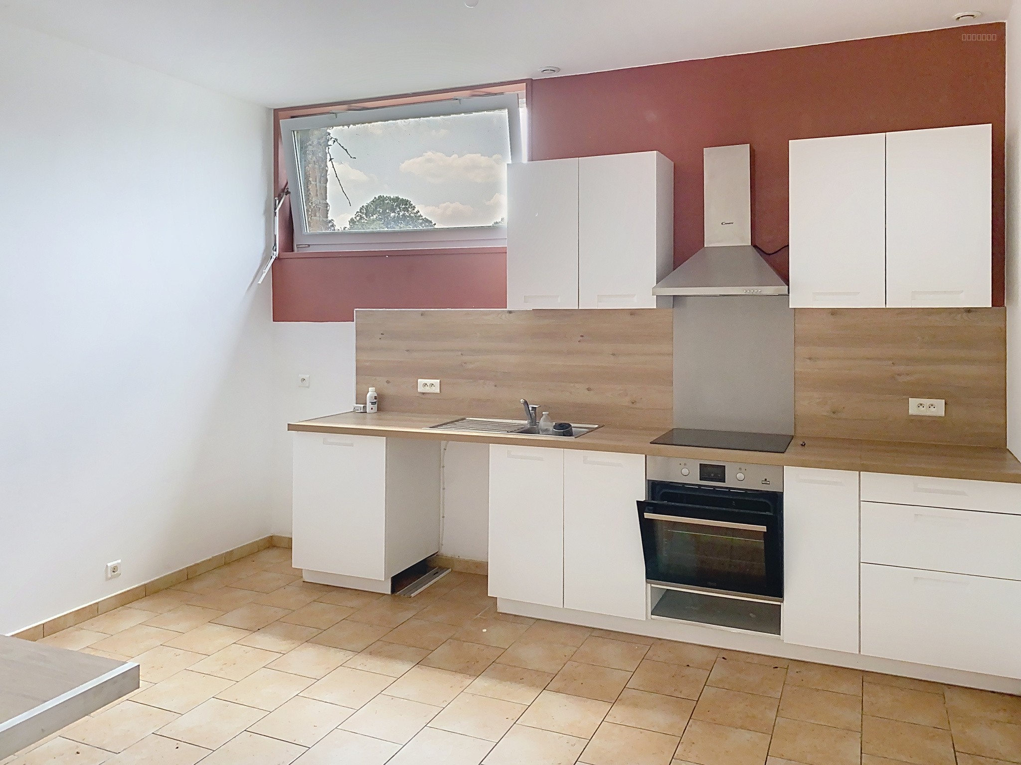 Immeuble à vendre à La gorgue, 87,13 m² – photo 1 sur 10