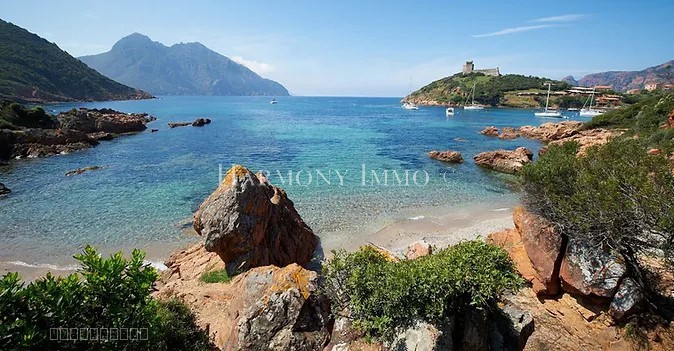 Bien immobilier à vendre à Porto, 40 000 m² – photo 2 sur 11