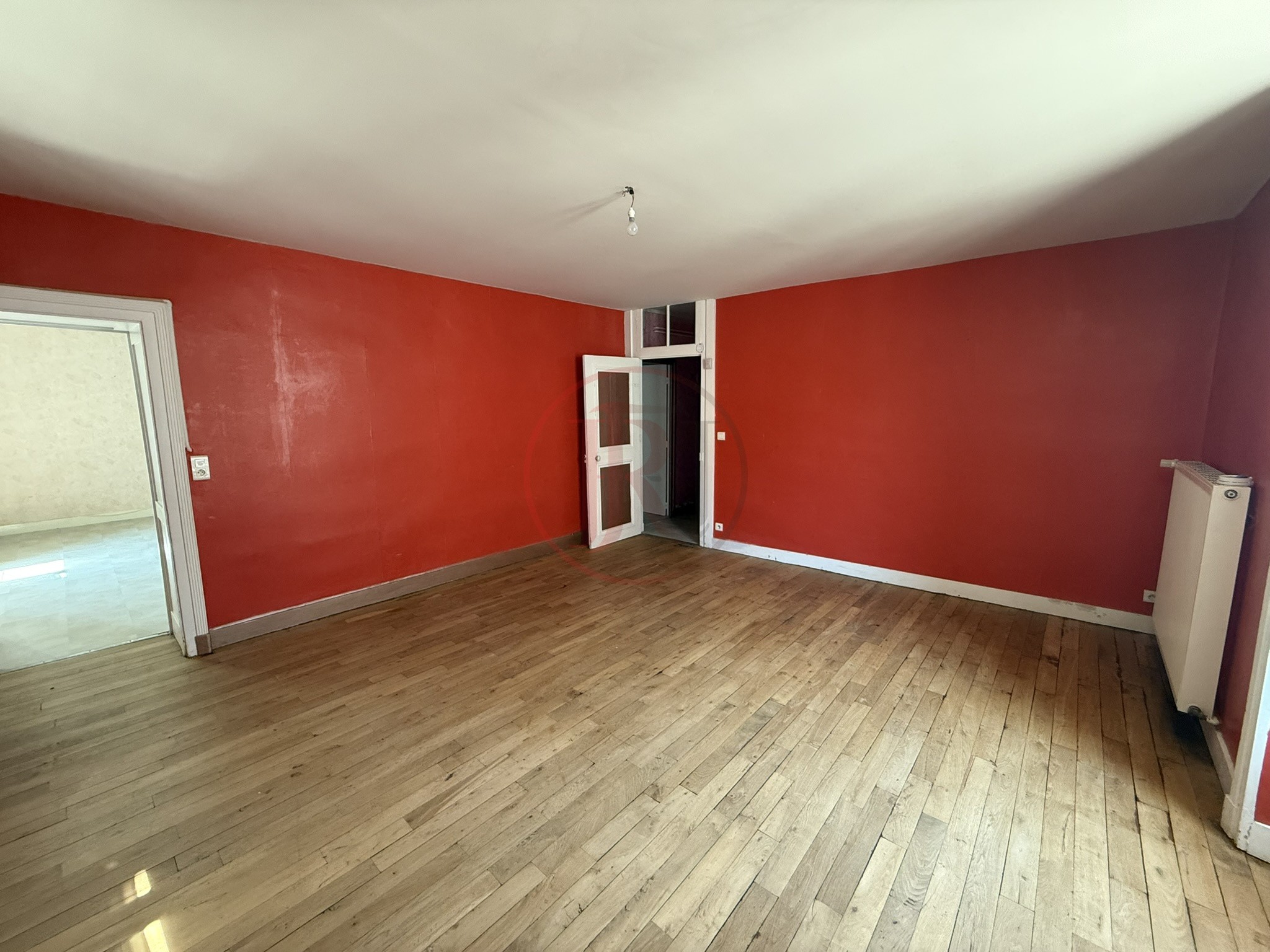 Appartement à vendre à Gray, 16,42 m², 5 pièces – photo 2 sur 10