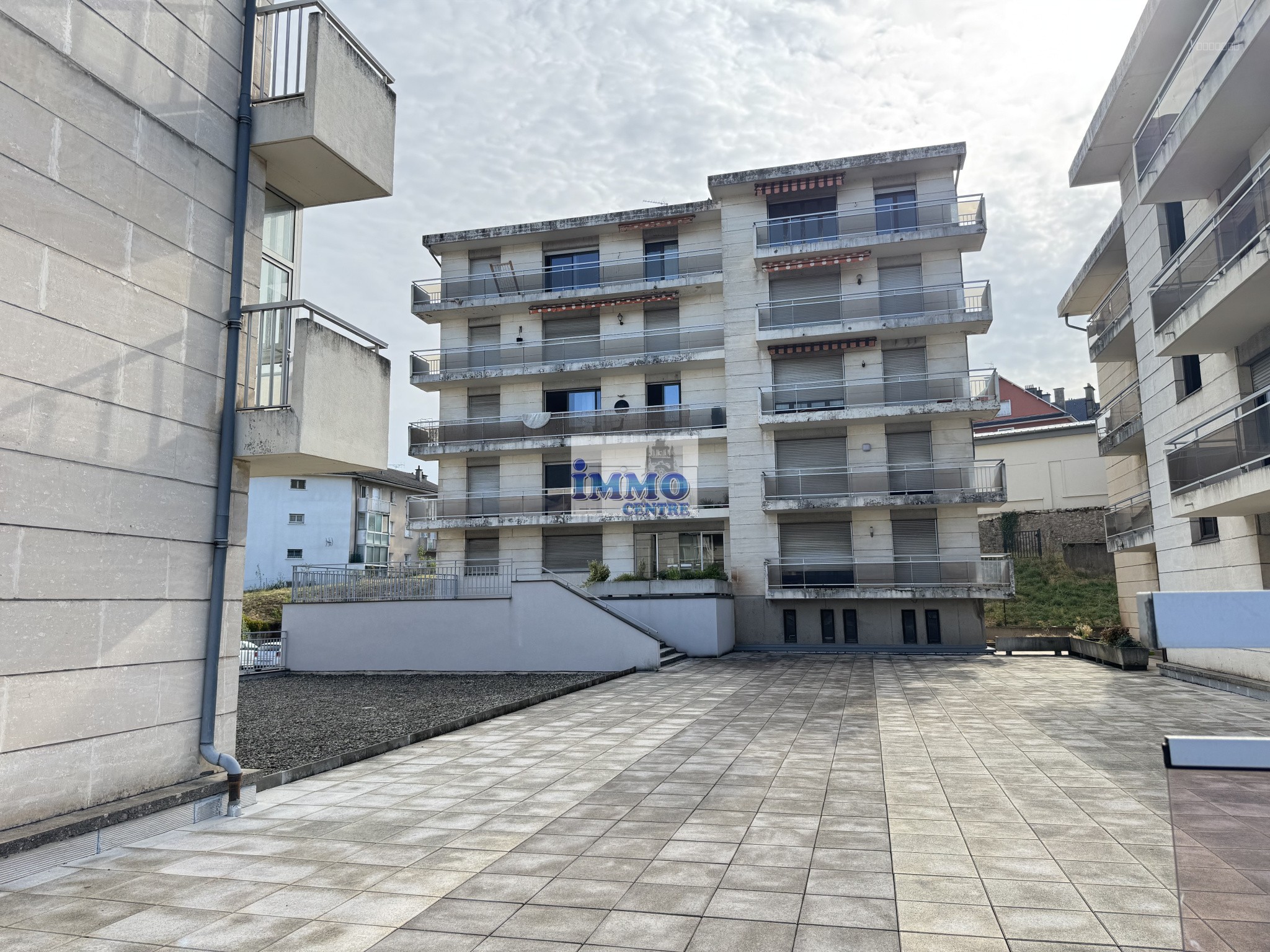 Appartement à vendre à Rodez, 70 m², 4 pièces – photo 1 sur 9