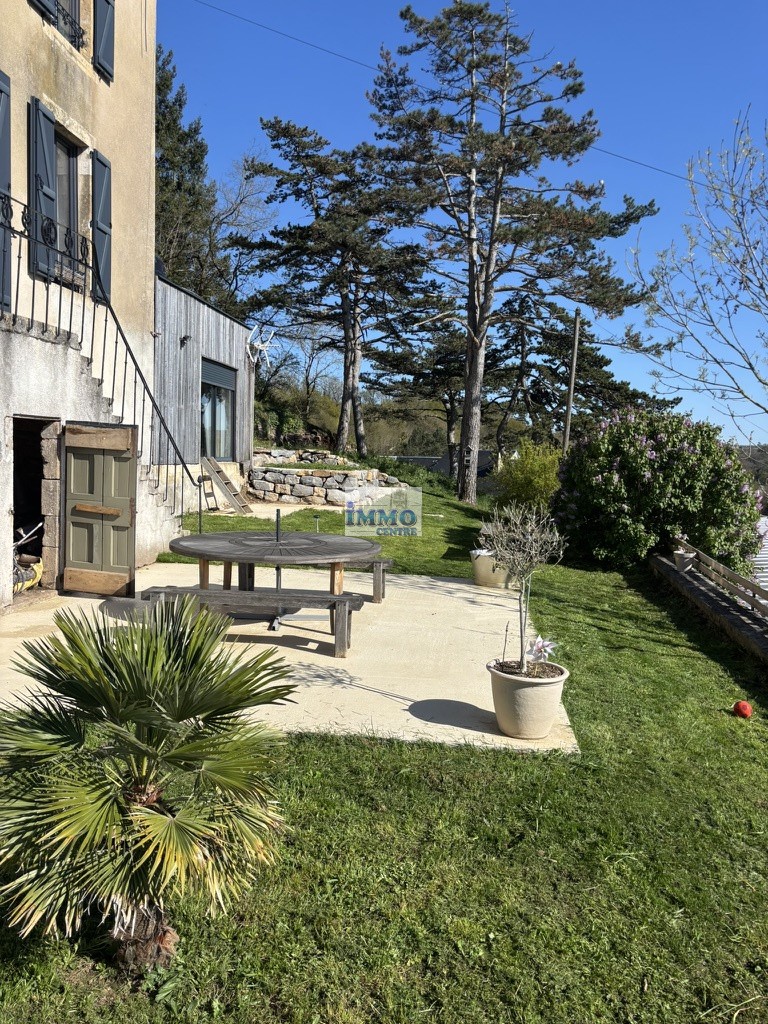 Maison à vendre à Flavin, 123 m², 6 pièces – photo 1 sur 20