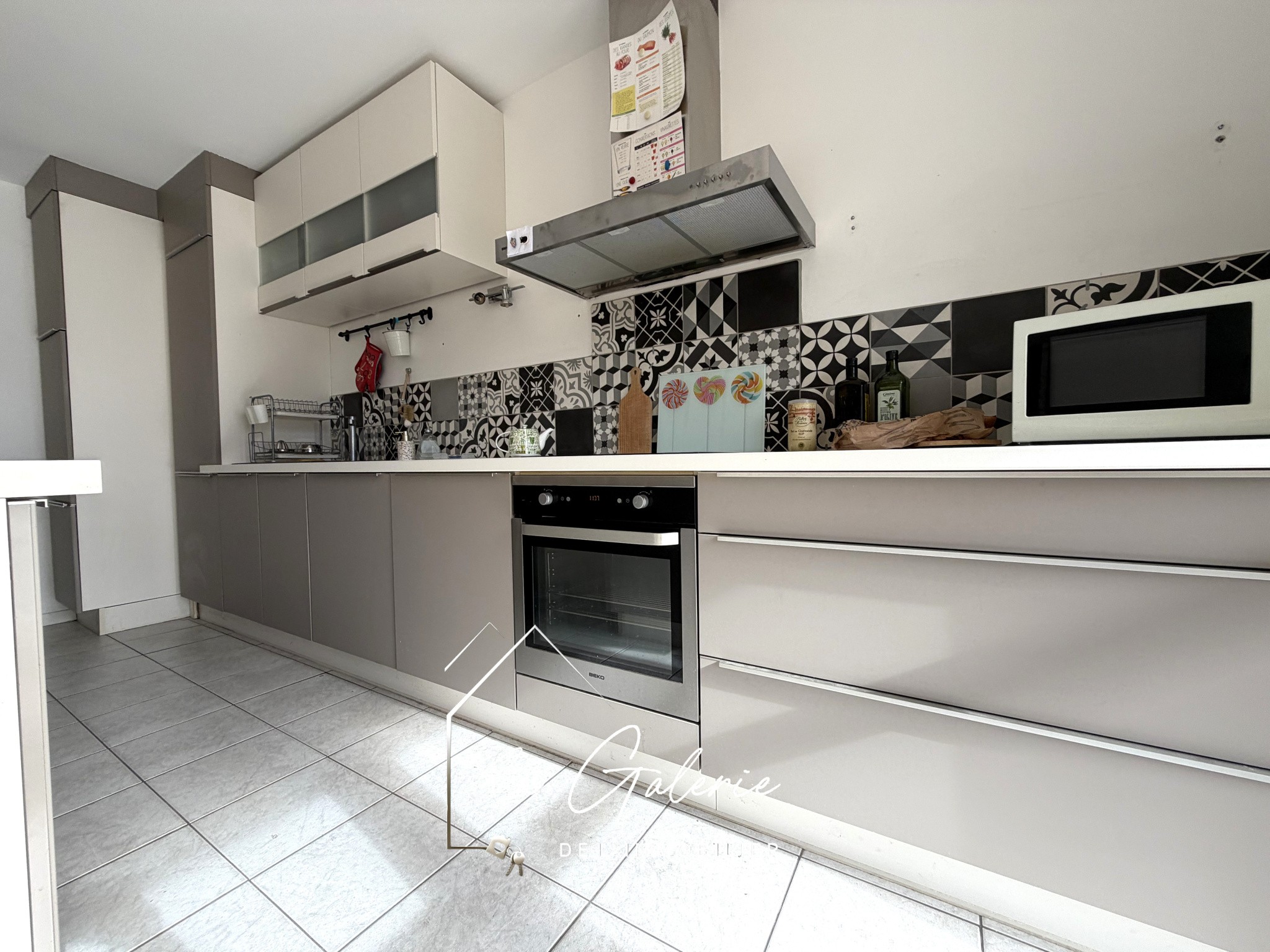 Appartement à vendre à Grenoble, 107,7 m², 5 pièces – photo 1 sur 7