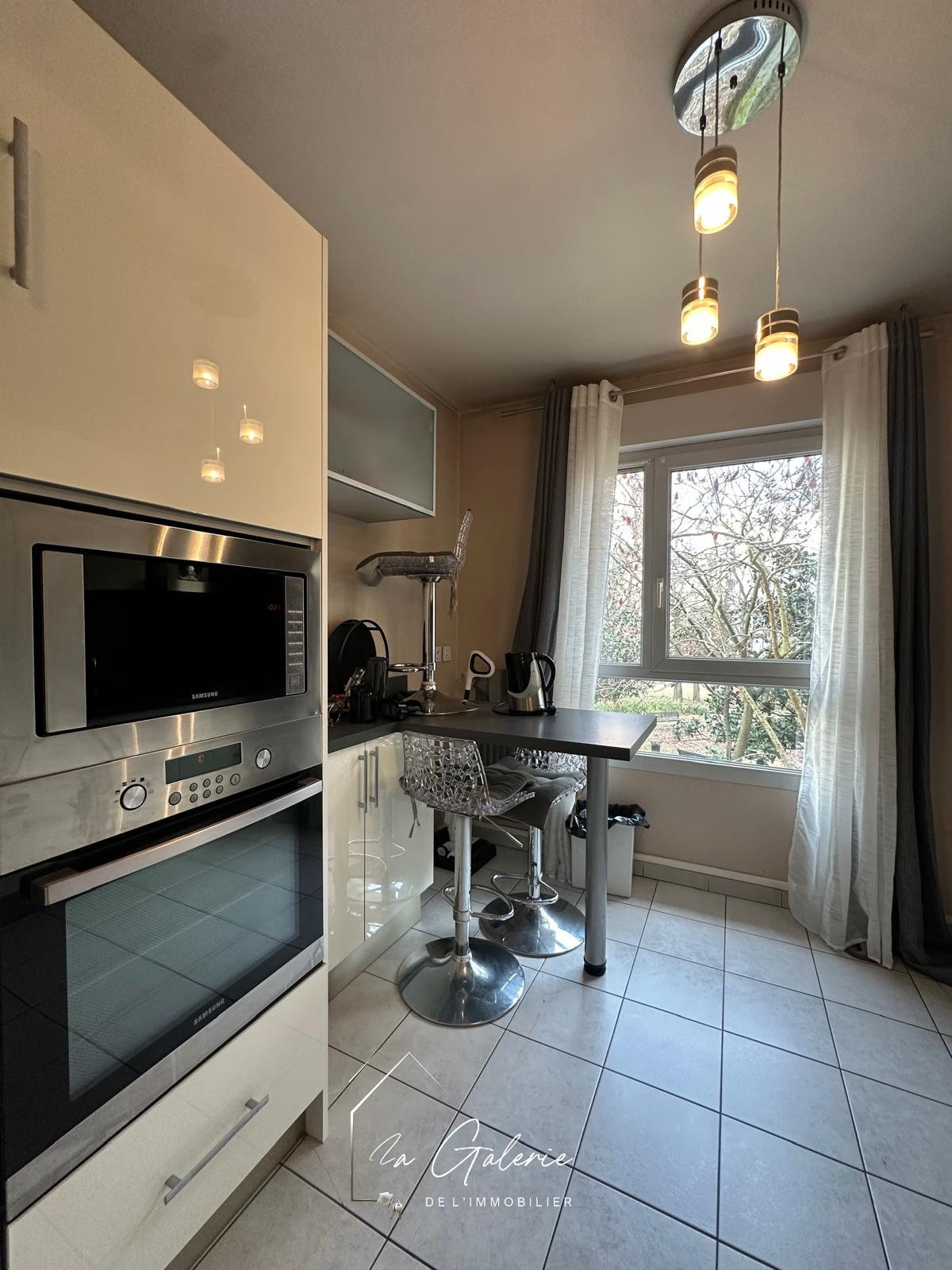 Appartement à vendre à Grenoble, 54,15 m², 2 pièces – photo 1 sur 11