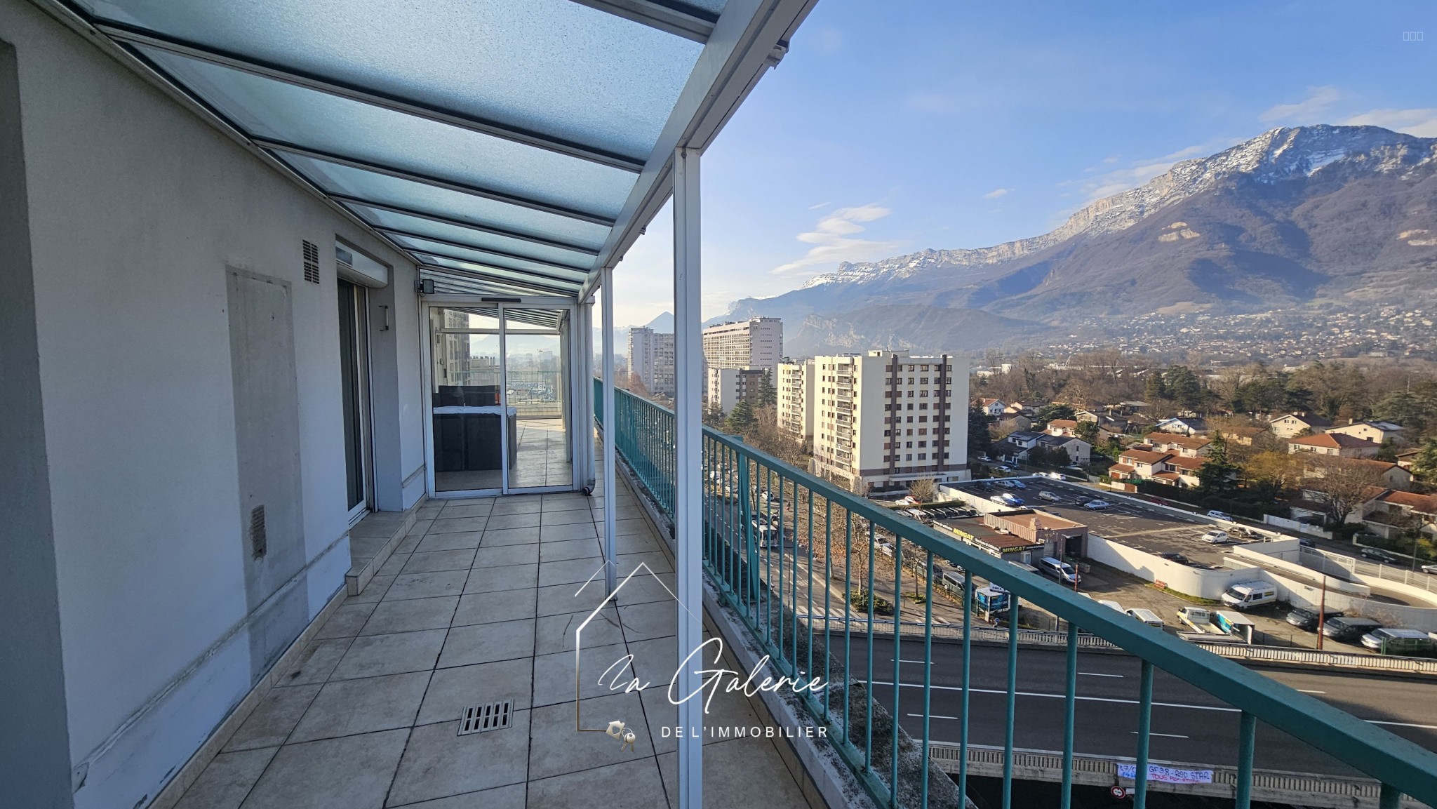 Appartement à vendre à Grenoble, 131,51 m², 4 pièces – photo 1 sur 15