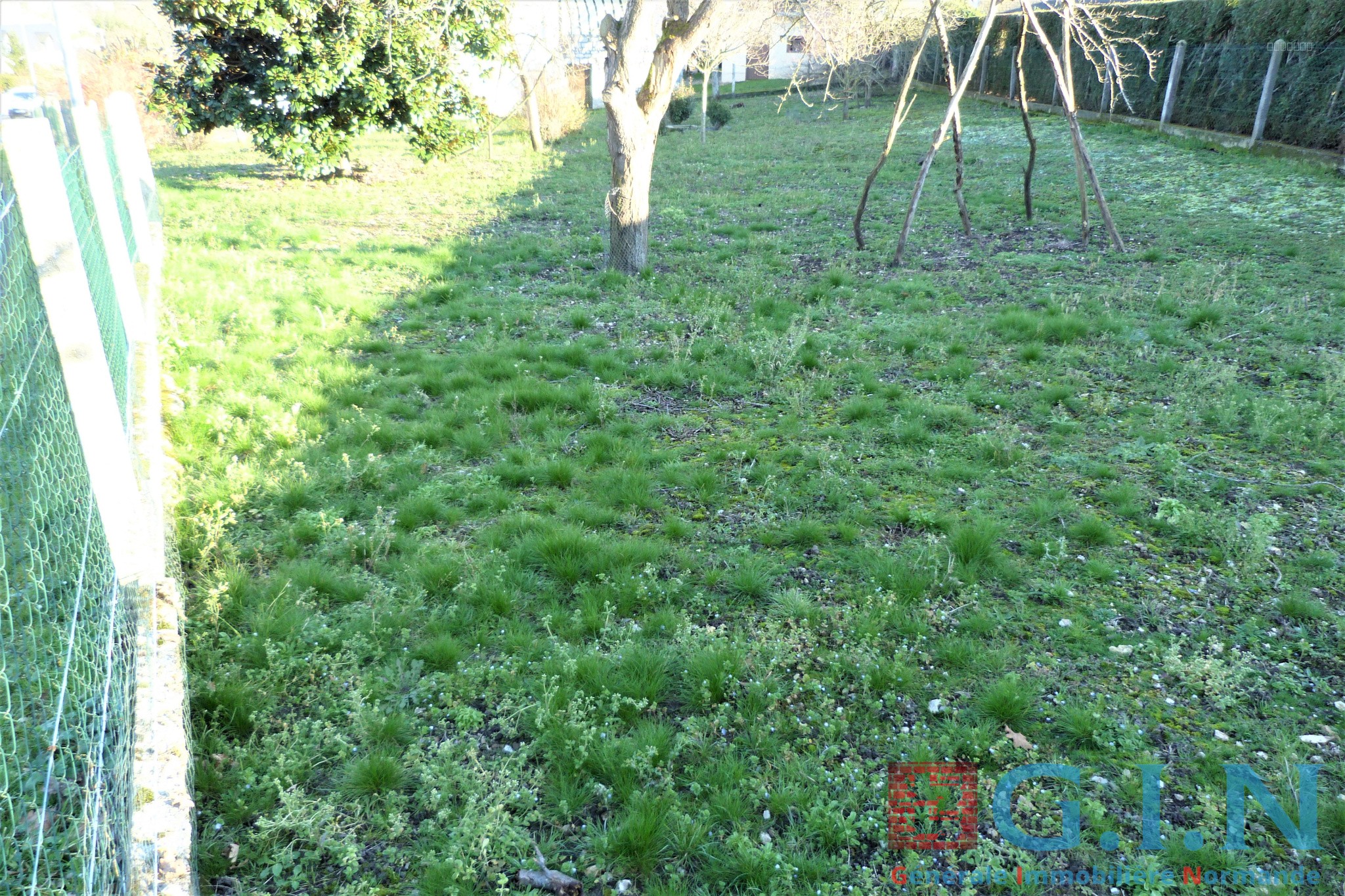 Bien immobilier à vendre à Jumieges, 730 m² – photo 1 sur 6