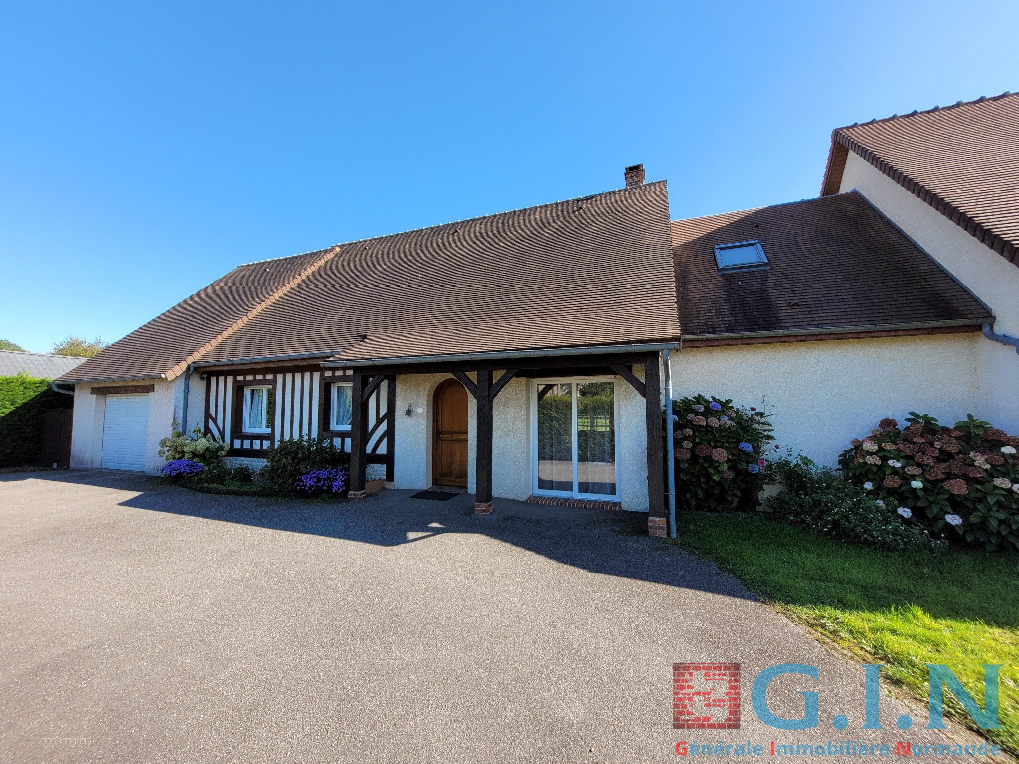 Maison à vendre à Pont audemer, 36,7 m², 9 pièces – photo 2 sur 20
