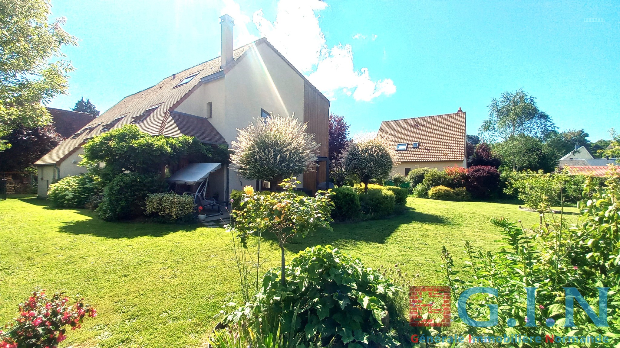 Maison à vendre à Notre dame de bondeville, 170 m², 7 pièces – photo 1 sur 19