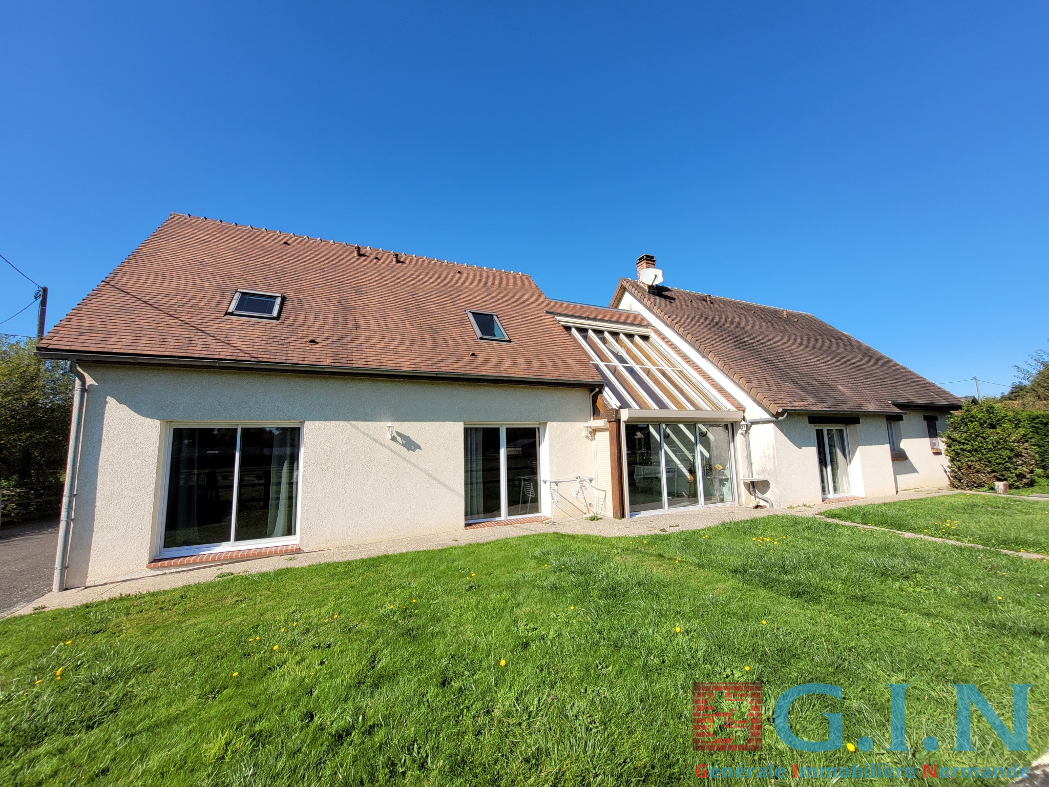 Maison à vendre à Pont audemer, 36,7 m², 9 pièces – photo 1 sur 20