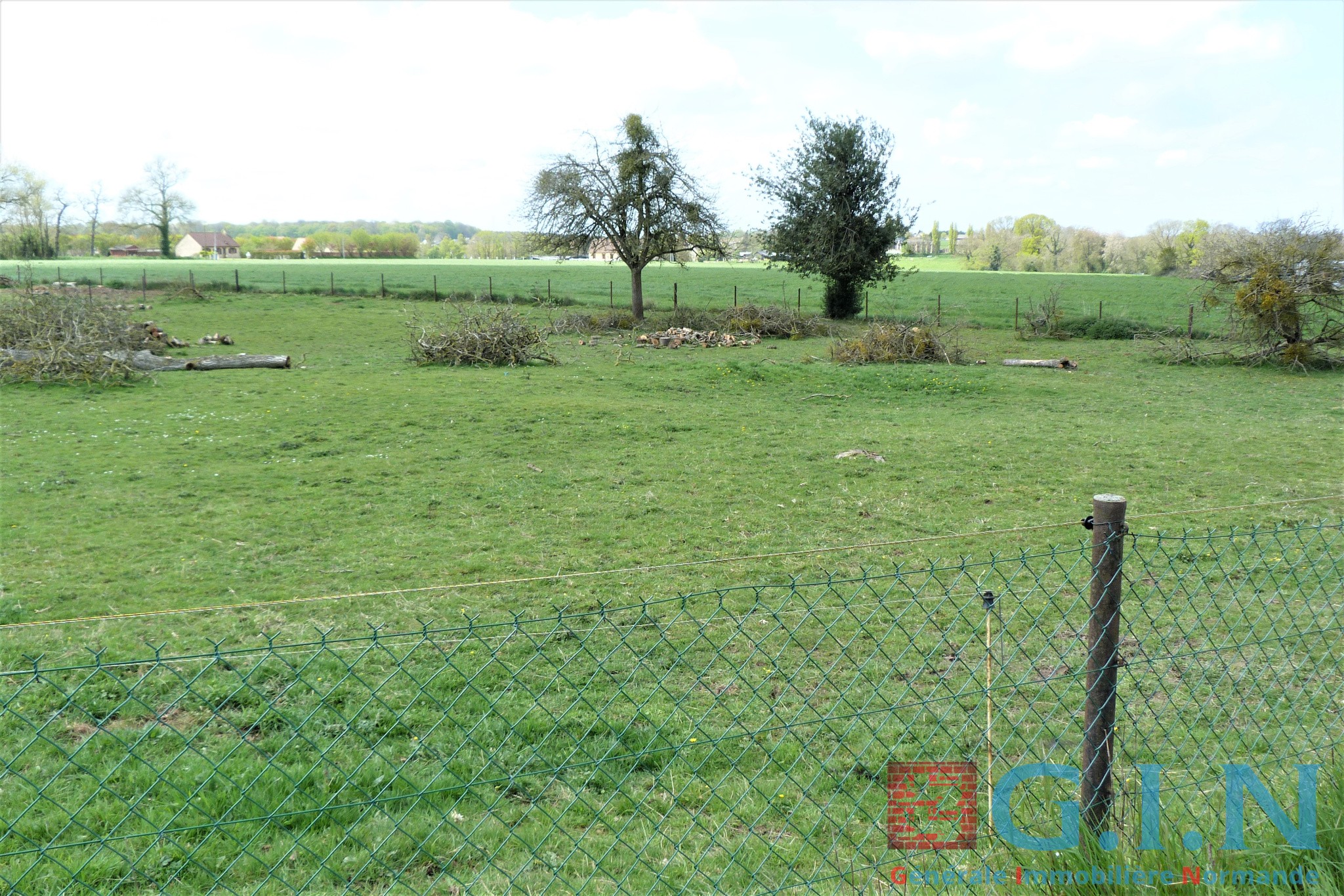 Bien immobilier à vendre à Ste marguerite sur duclair, 938 m² – photo 1 sur 3