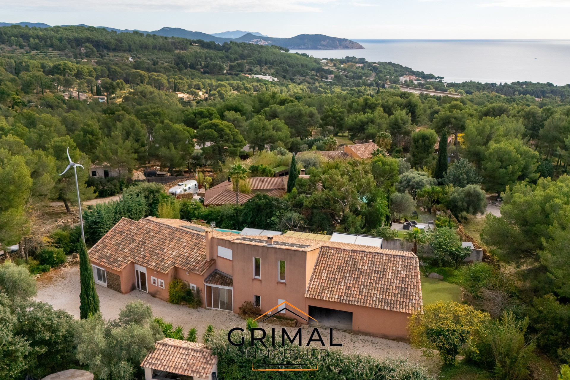 Maison à vendre à La ciotat, 17,75 m², 10 pièces – photo 3 sur 20