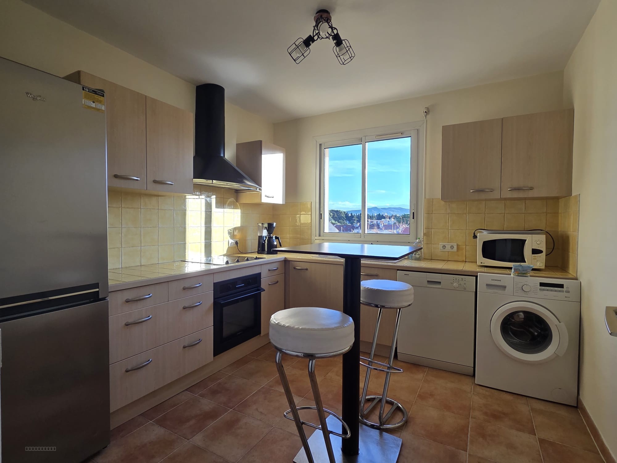 T2 50m2 + terasse 10m2 LA TIMONE Vvue dégagée — photo 6