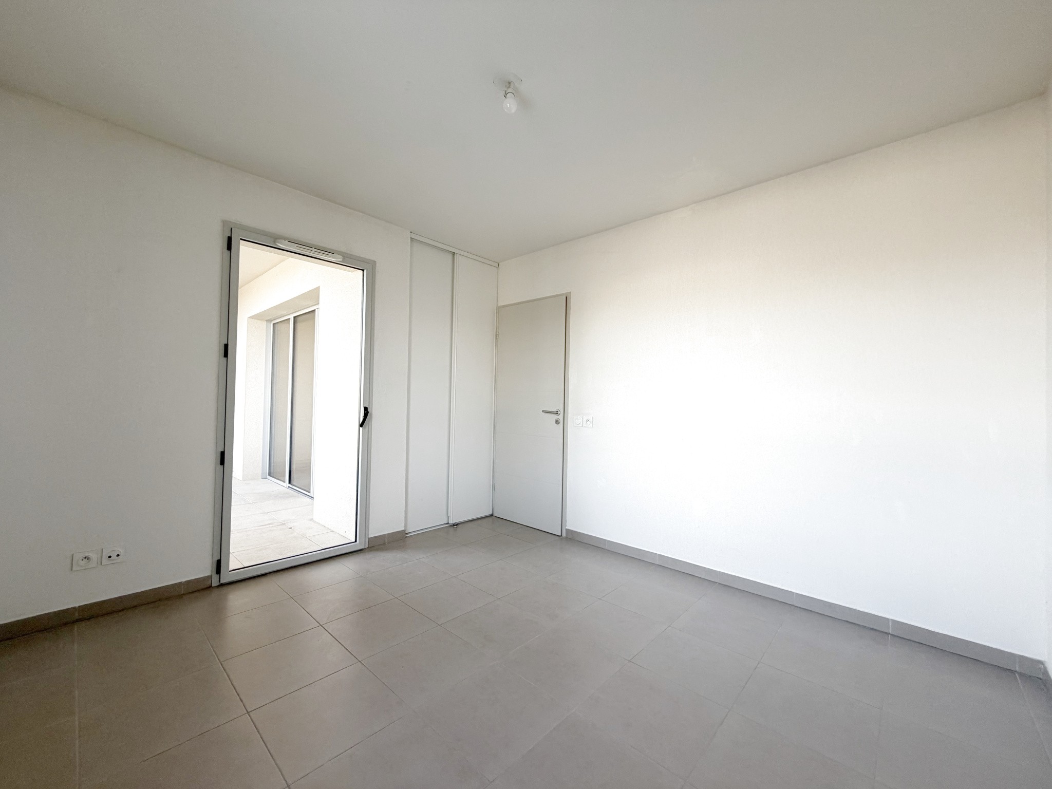Appartement T2 Vedene — photo 3