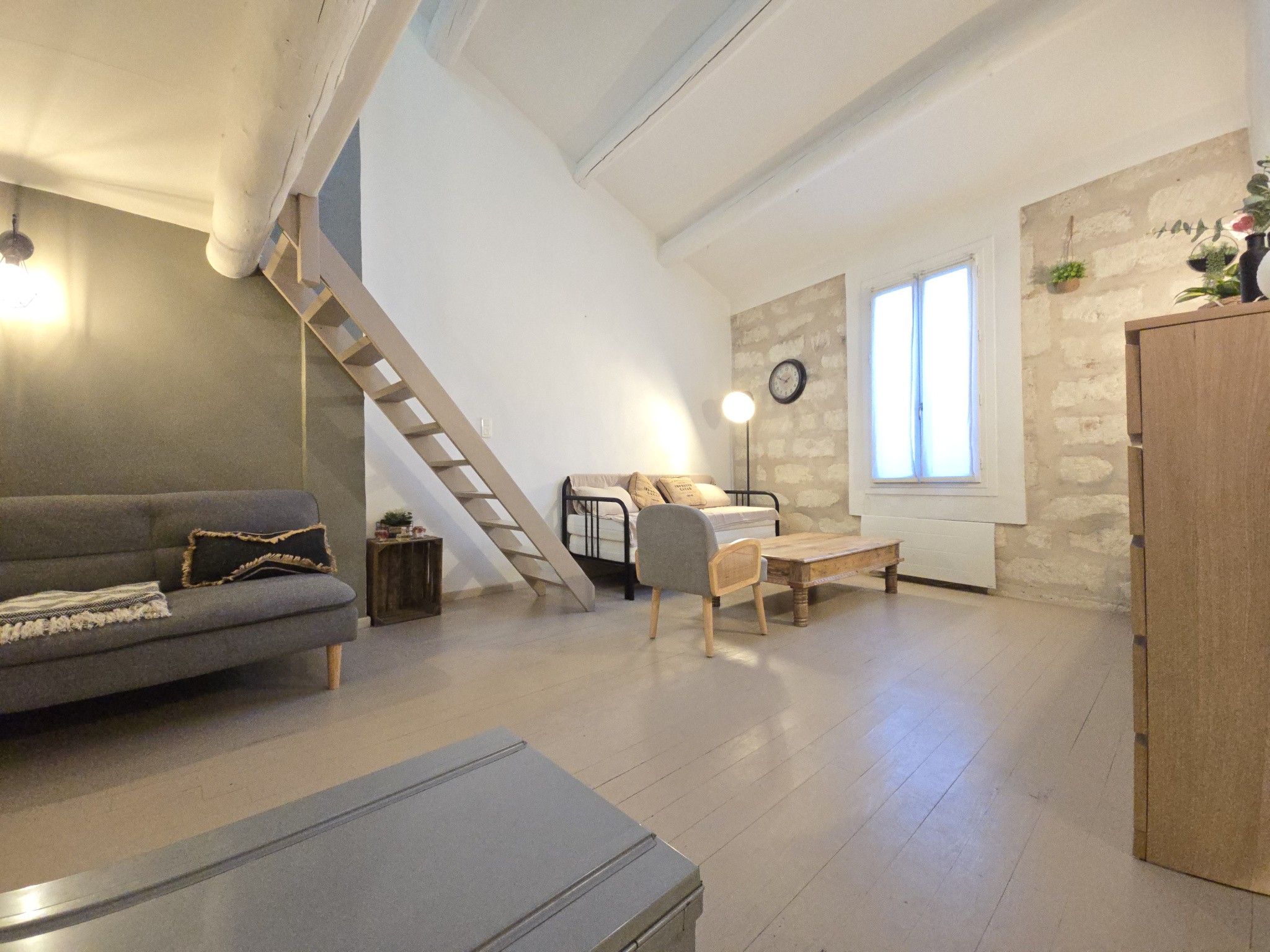 Bien immobilier à louer à Avignon, 62 m², 2 pièces – photo 2 sur 13