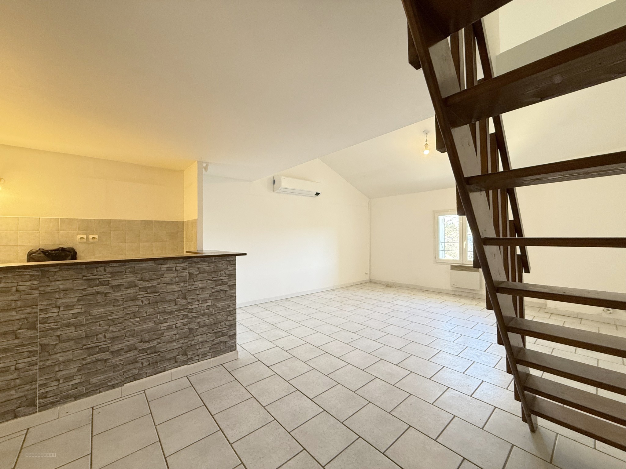 Appartement à louer à Bedarrides, 51,61 m², 1 pièce – photo 2 sur 6