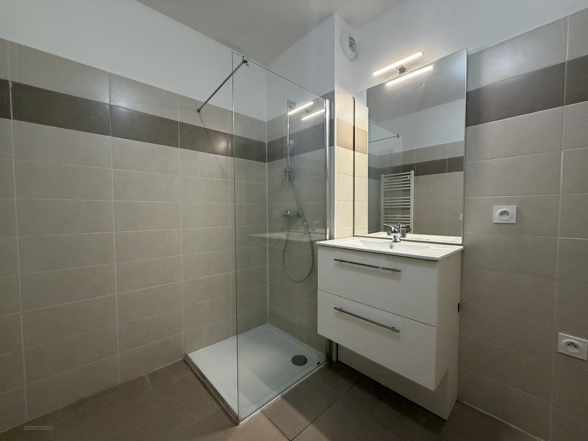 Appartement T2 Vedene — photo 6