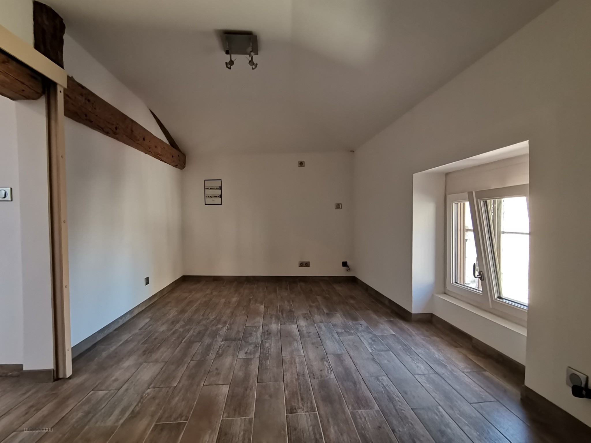 Bien immobilier à vendre à Sorgues, 31 m², 4 pièces – photo 2 sur 11