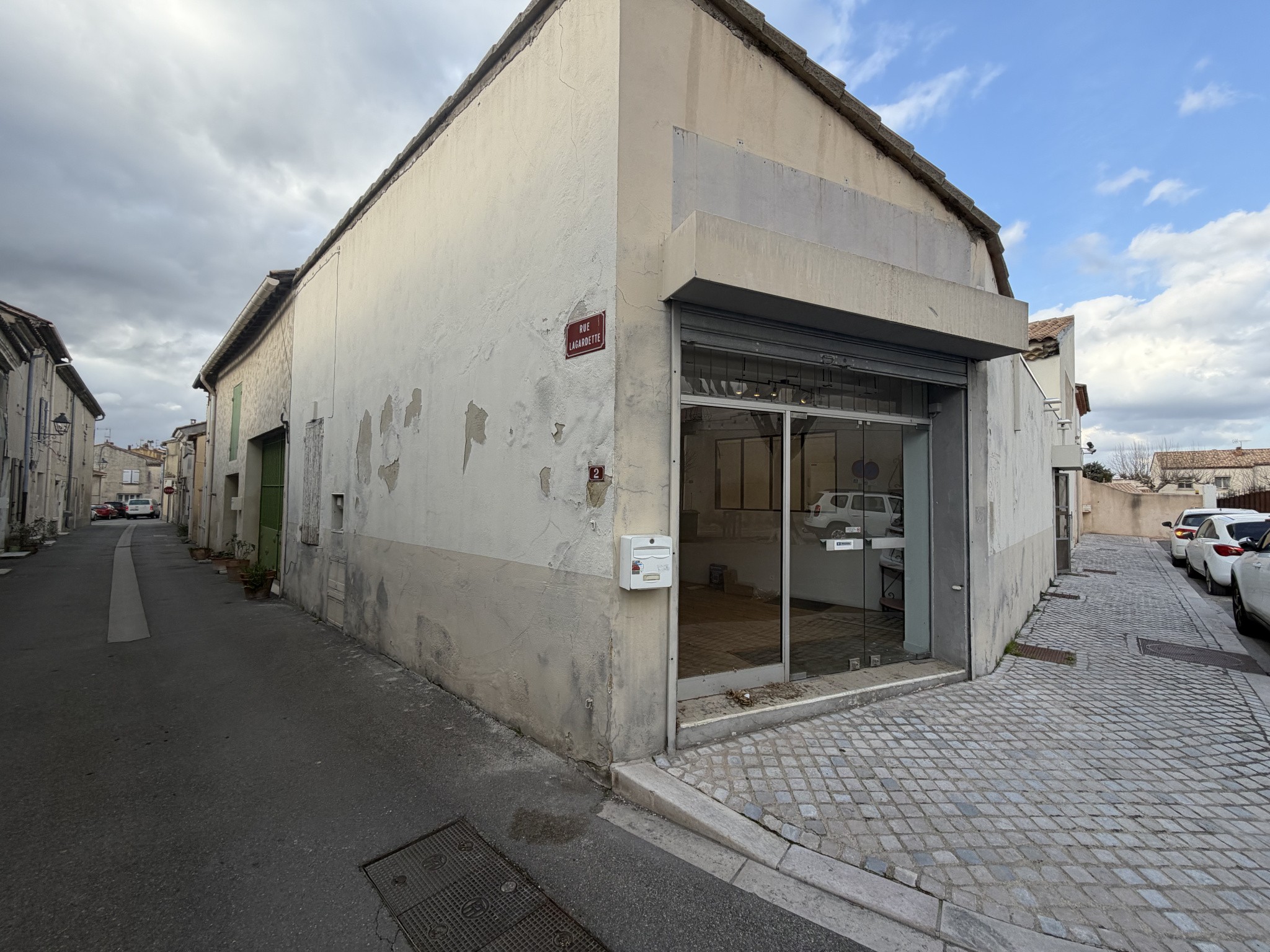 Bien immobilier à vendre à Graveson, 145 m² – photo 1 sur 9