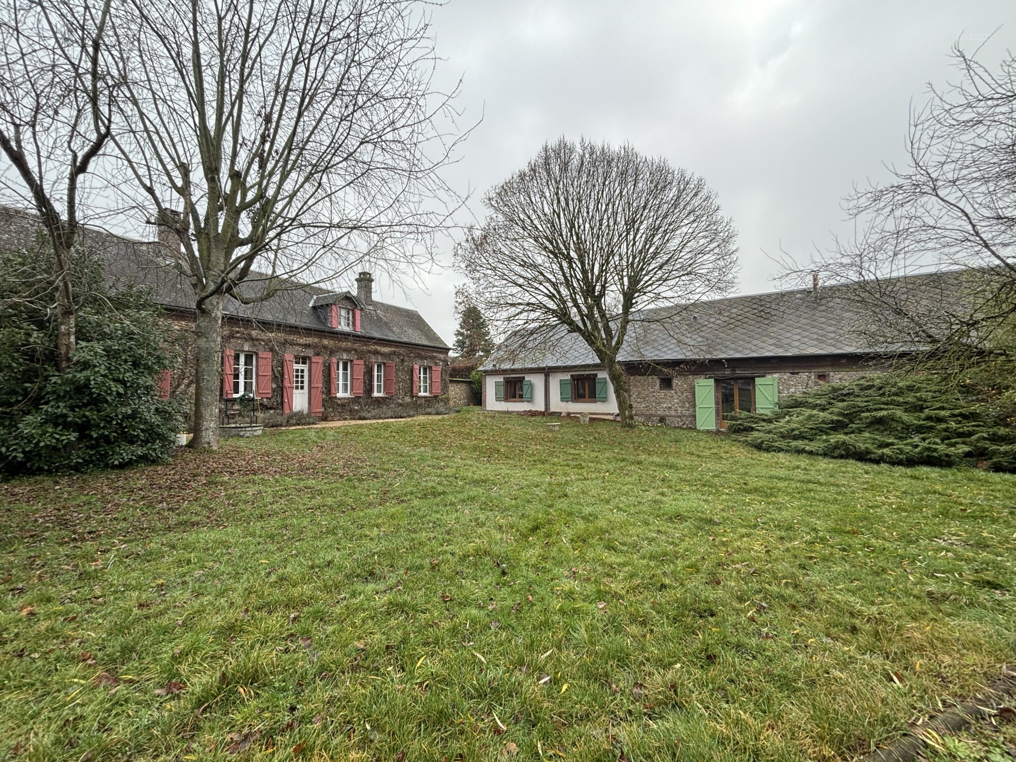 Maison à vendre à La foret du parc, 39,35 m², 12 pièces – photo 1 sur 20
