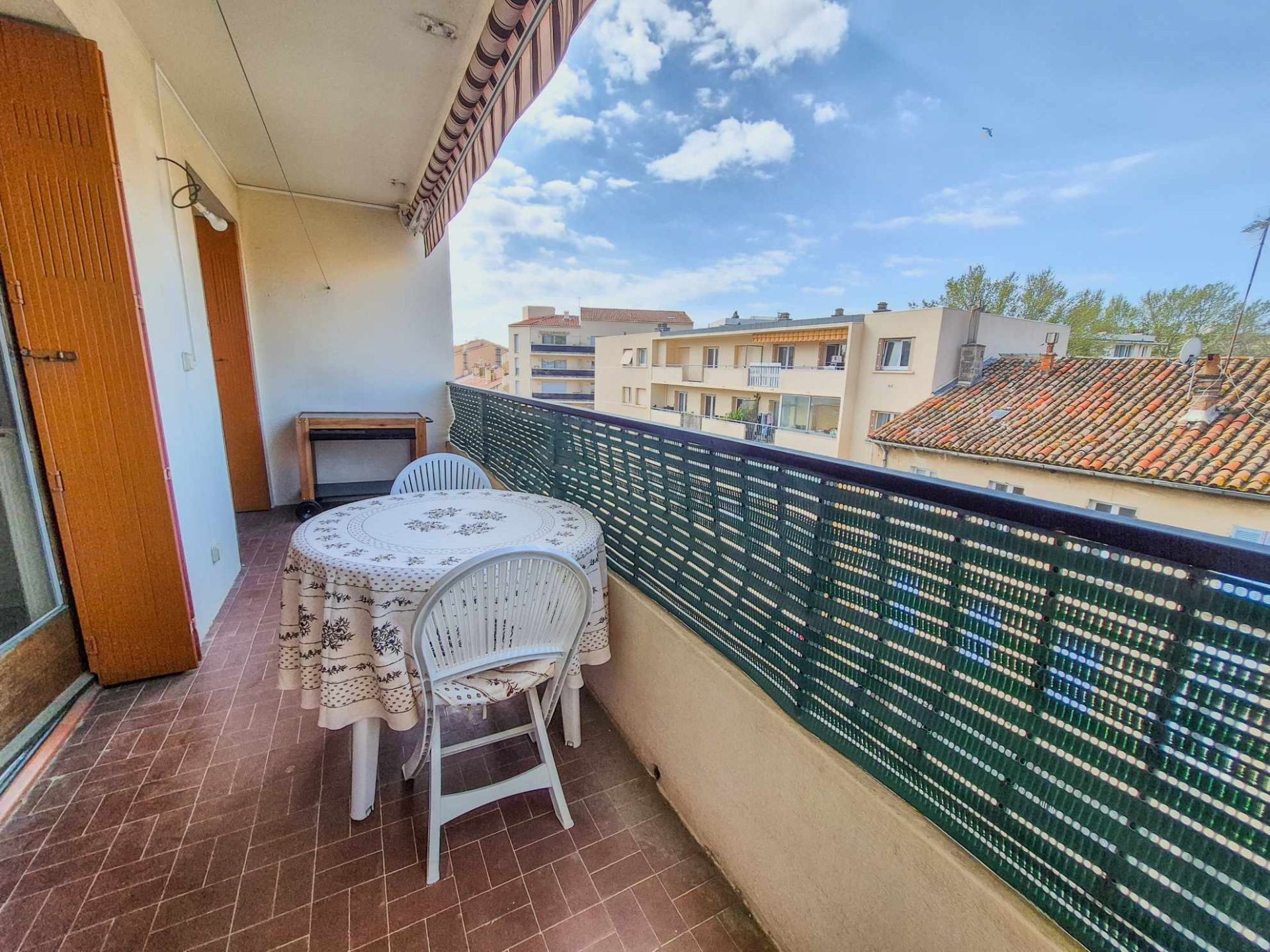 Appartement à vendre à Toulon, 475 m², 2 pièces – photo 2 sur 7
