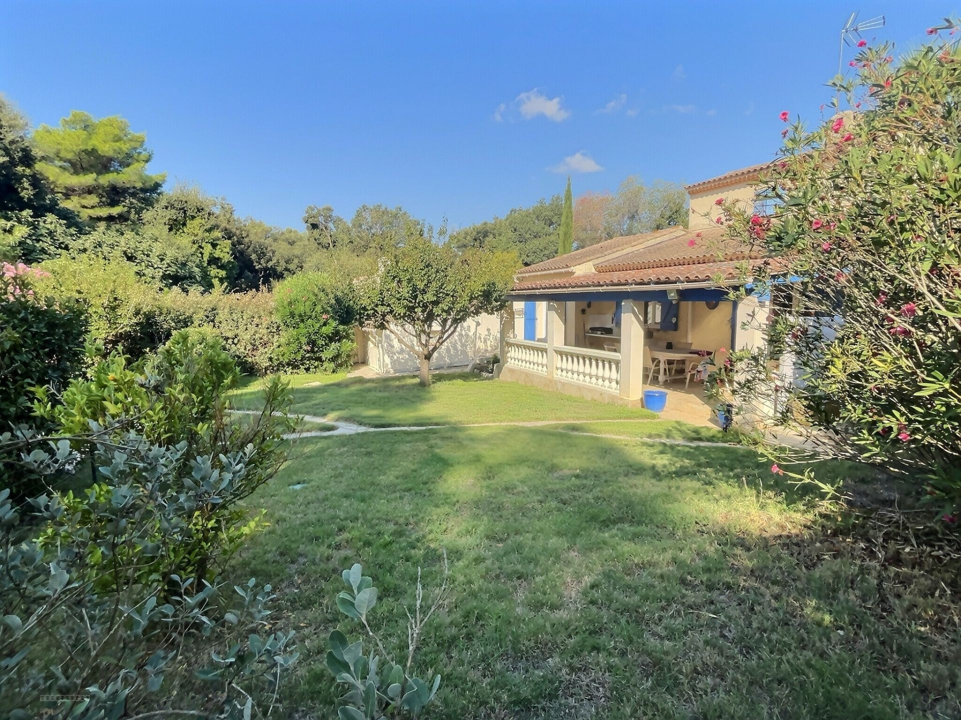 Maison à vendre à La londe les maures, 86,81 m², 4 pièces – photo 2 sur 9