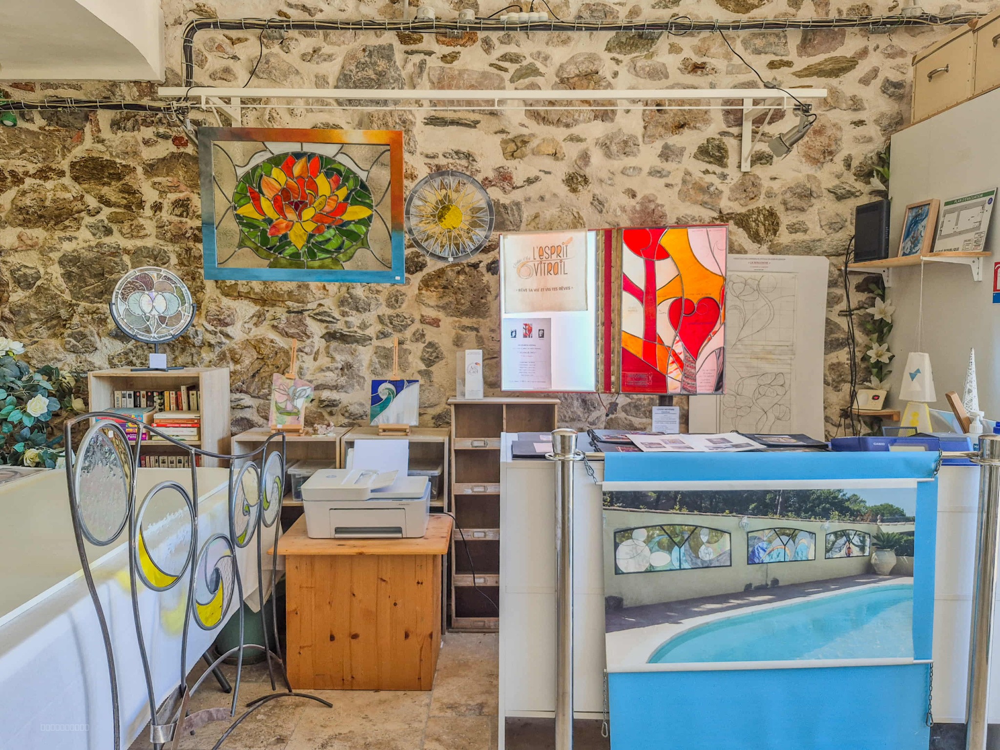 Local commercial artistique cœur historique de Hyères 80m2 — photo 8