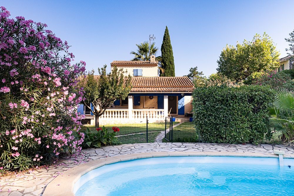 Maison à vendre à La londe les maures, 86,81 m², 4 pièces – photo 1 sur 9